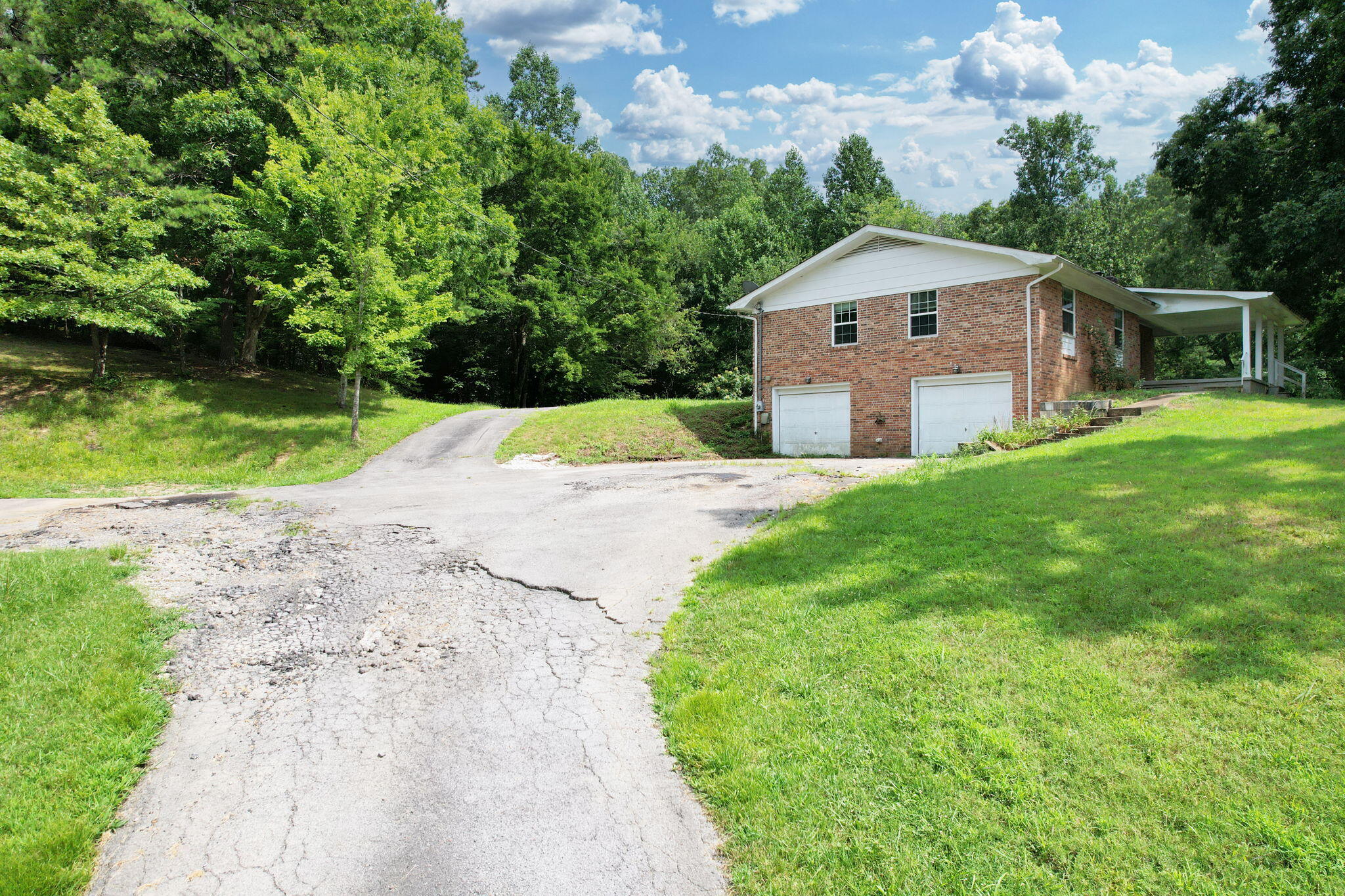 1124 White Oak Road NW