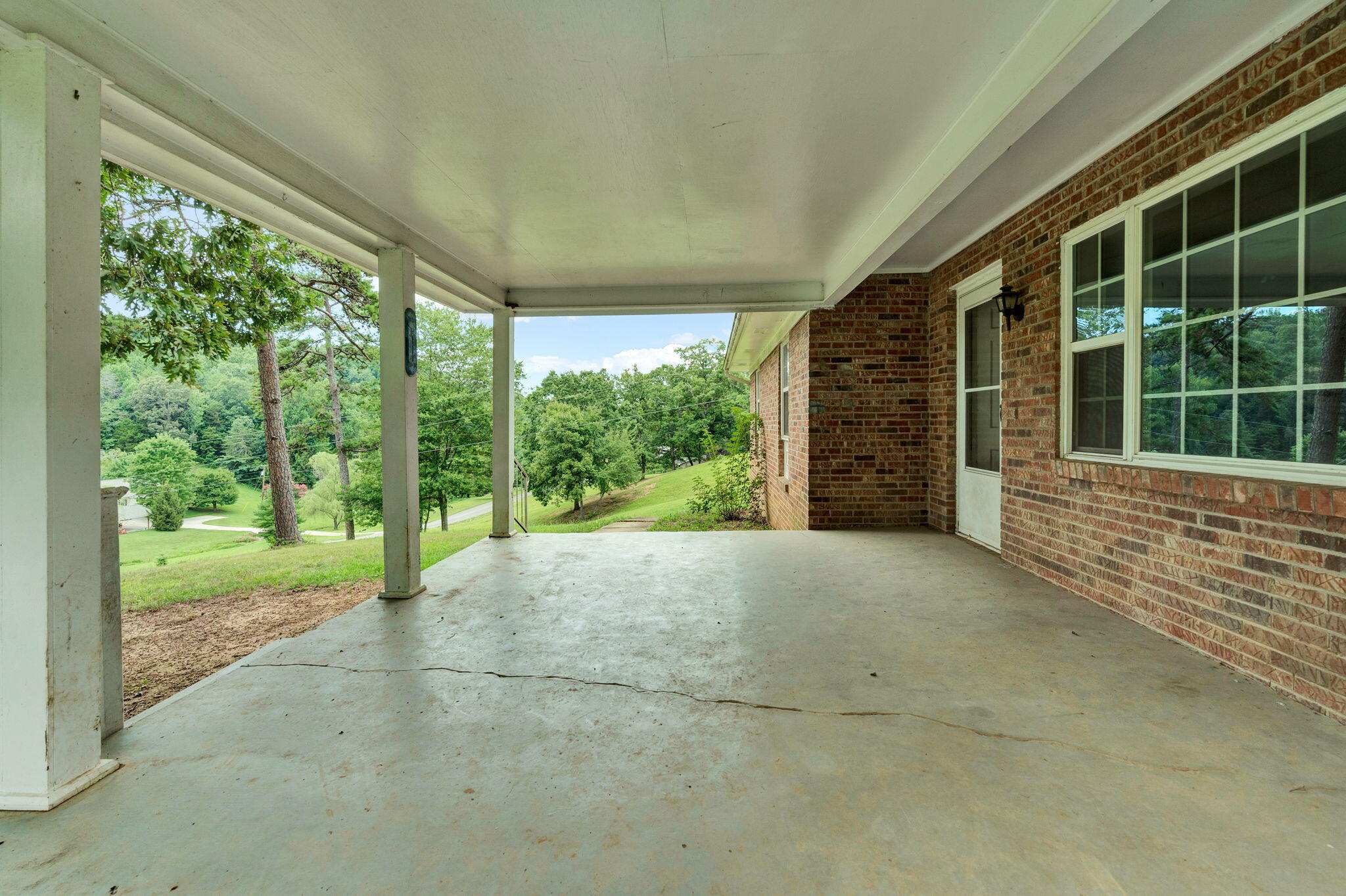 1124 White Oak Road NW