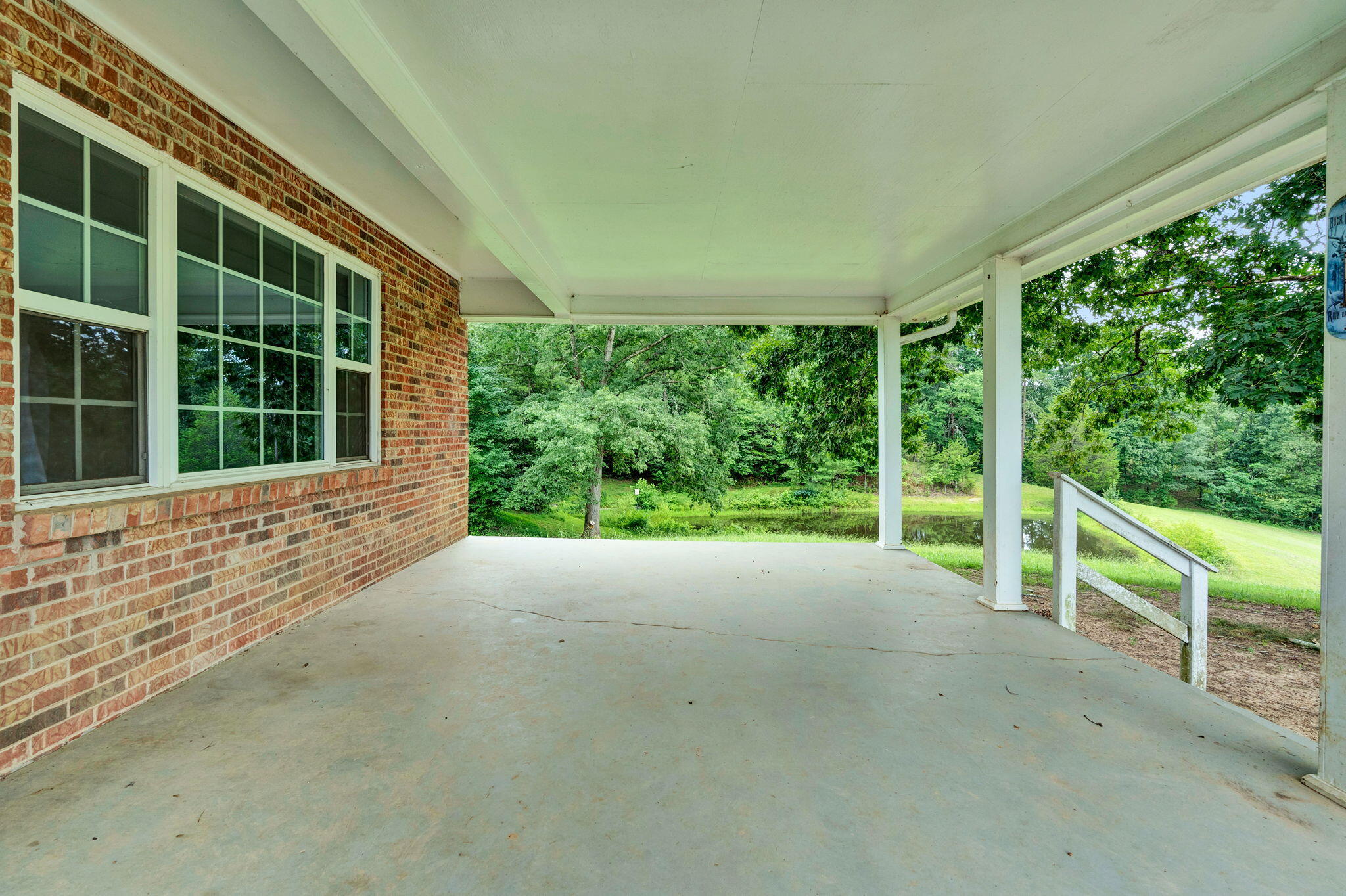 1124 White Oak Road NW