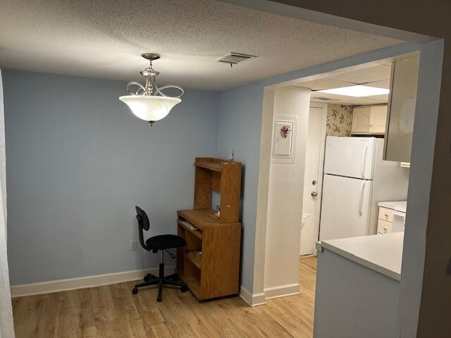 3960 N Quail Lane, 2