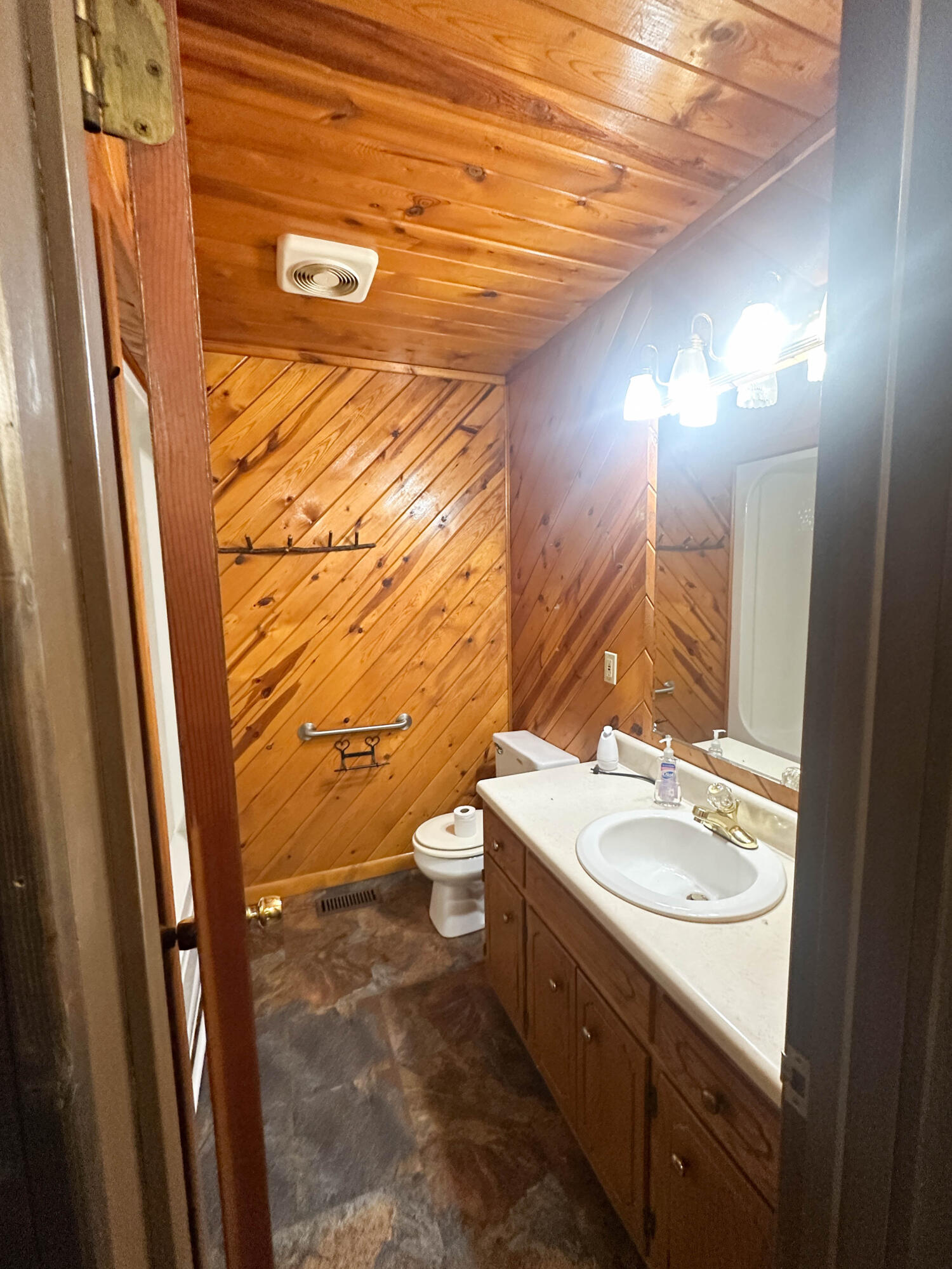 3261 Fiery Gizzard Road