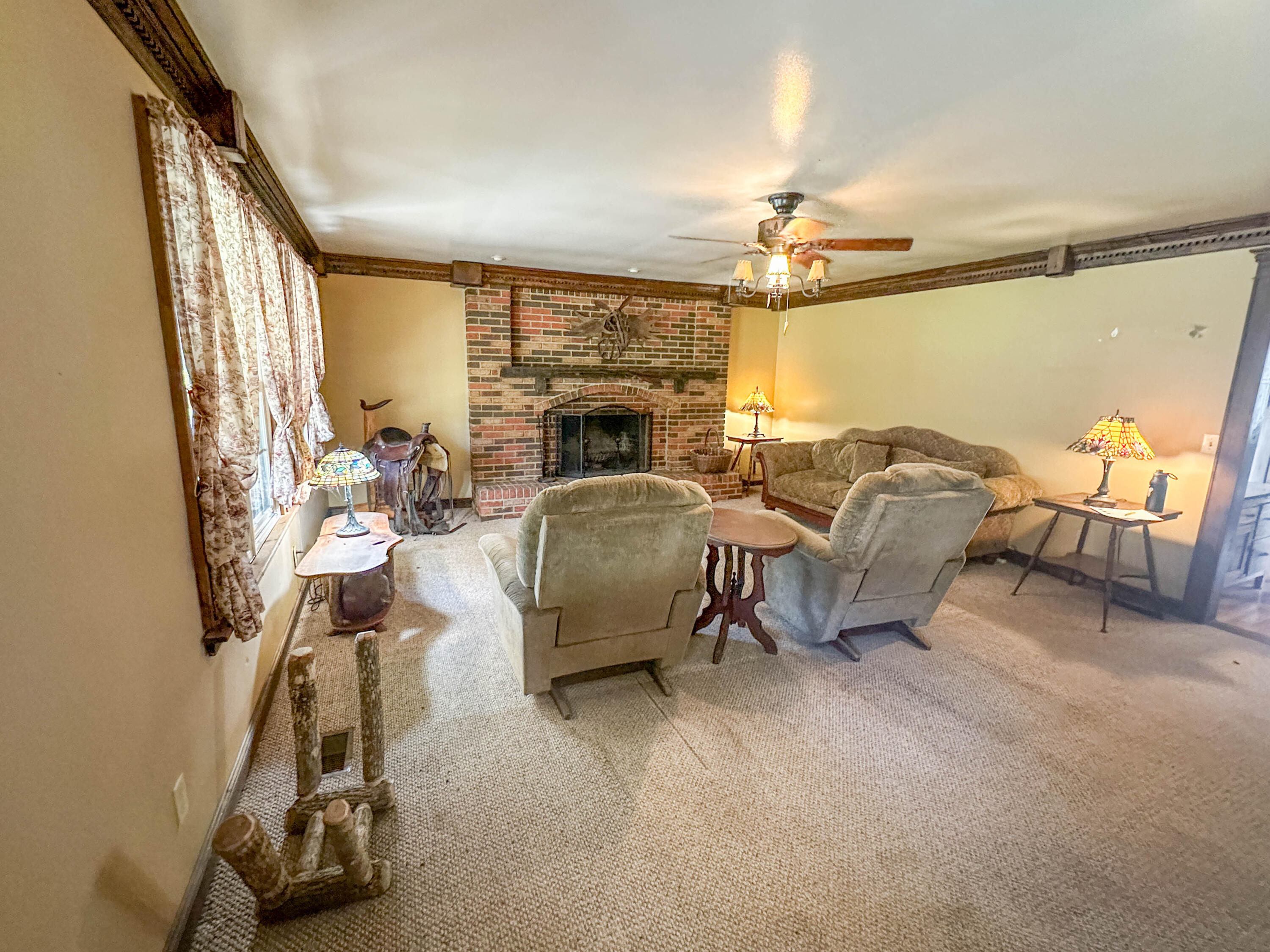 3261 Fiery Gizzard Road