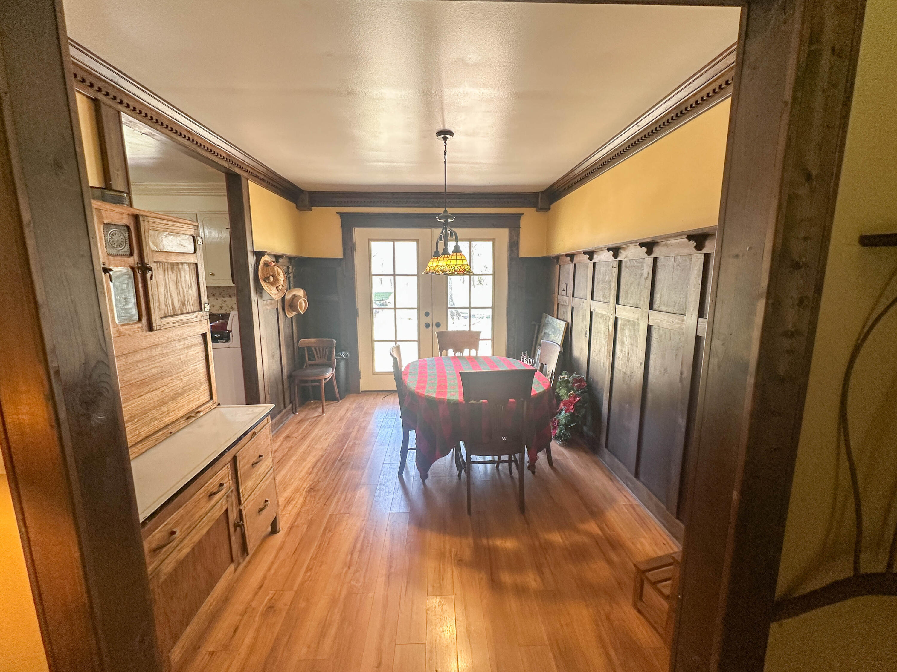 3261 Fiery Gizzard Road