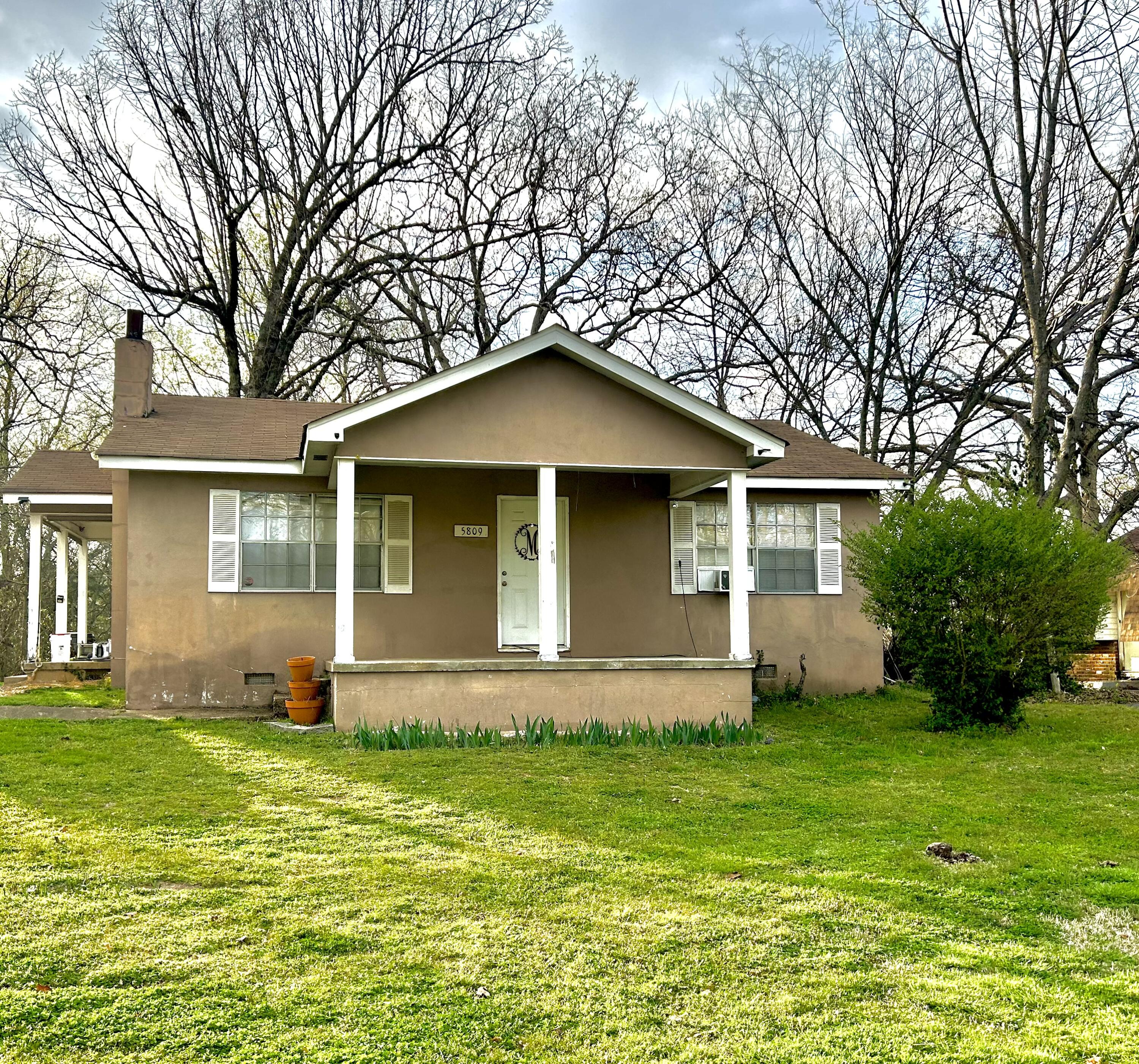 5809 Tyner Lane