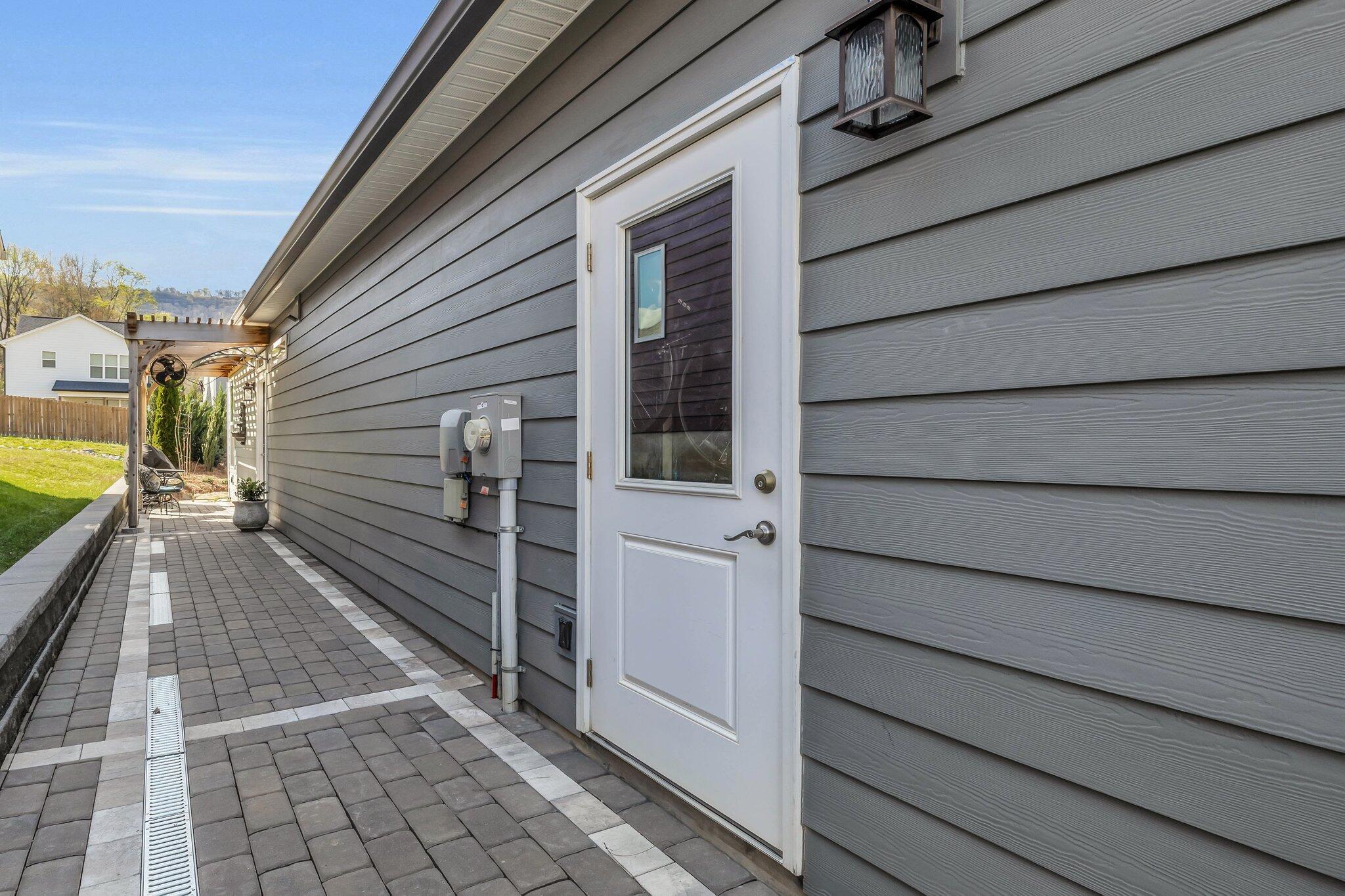 5484 Abby Grace Loop