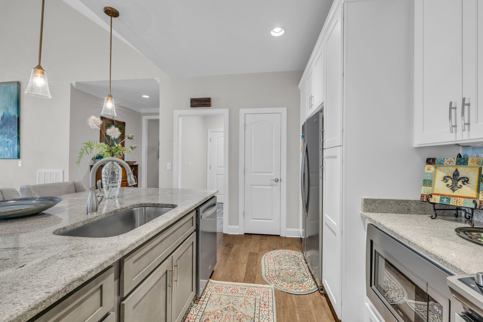 5484 Abby Grace Loop