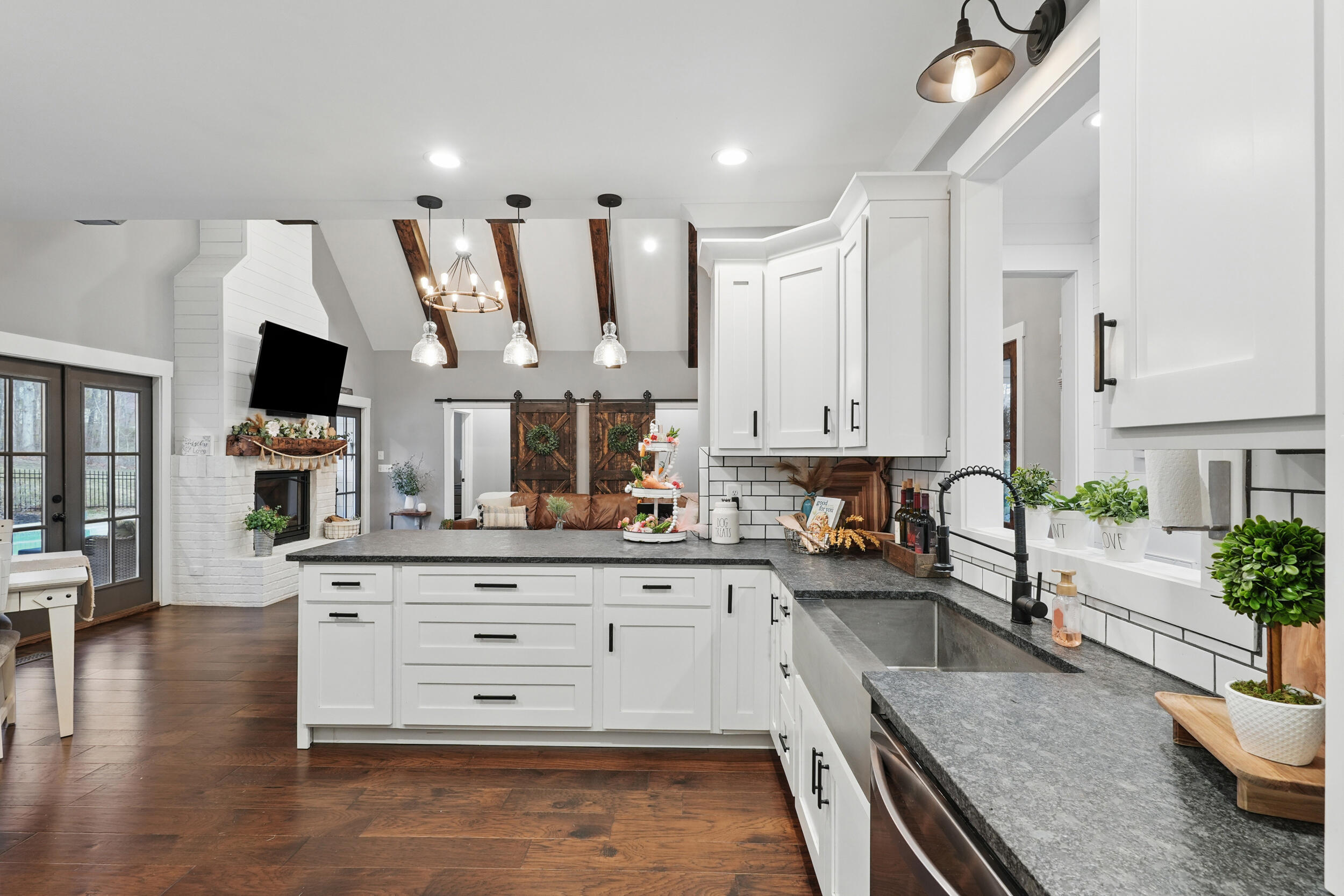 1144 Clift Cave Drive