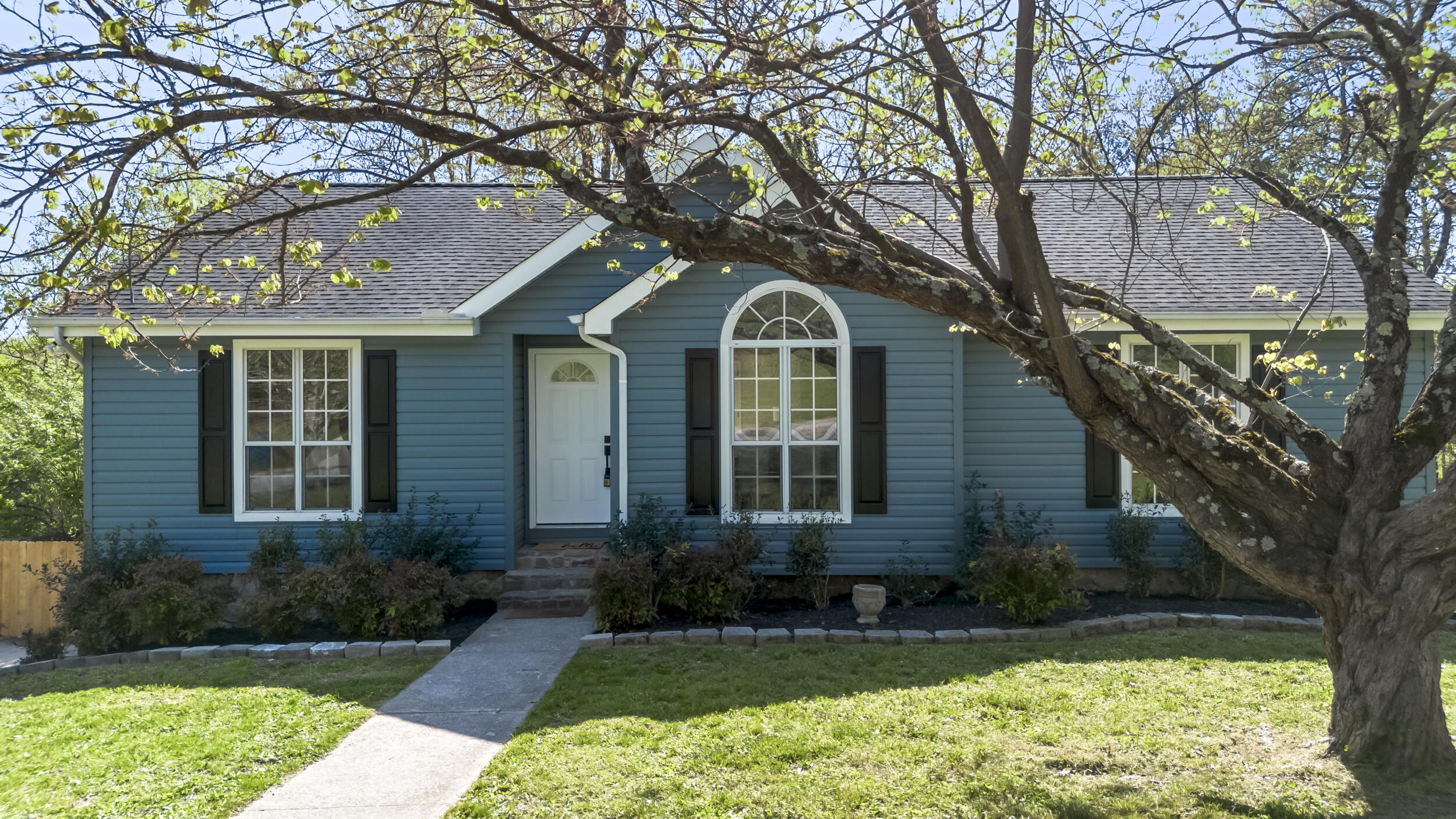 13324 Emerald Creek Circle