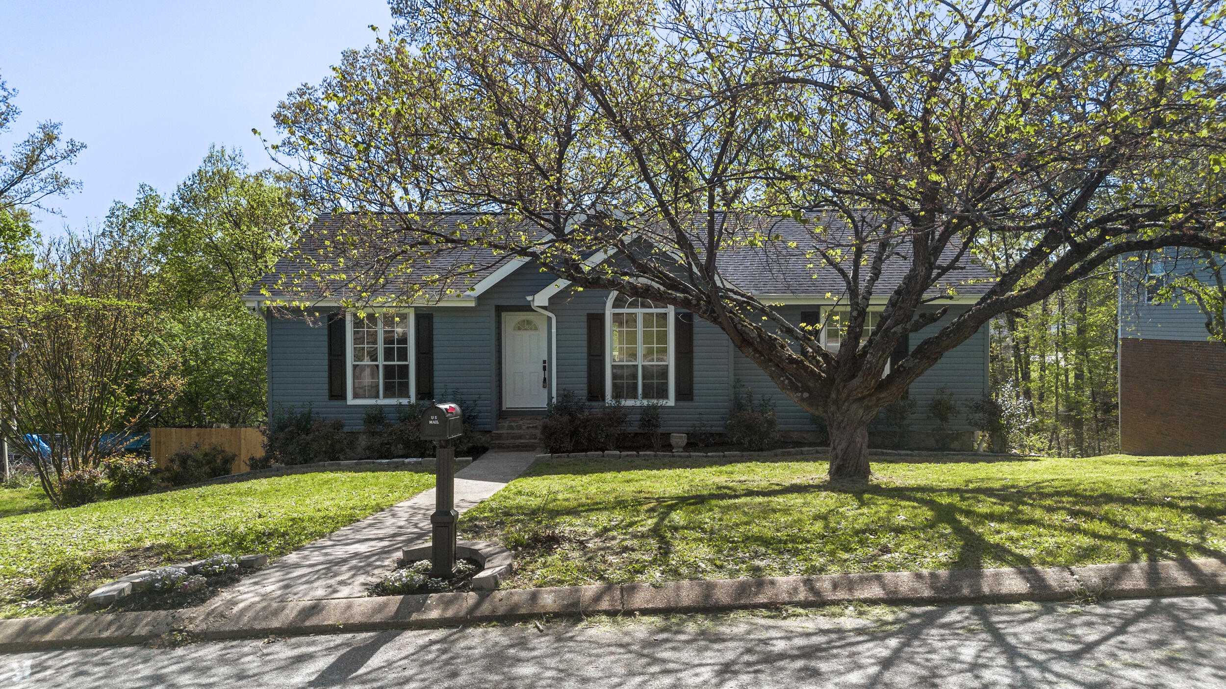 13324 Emerald Creek Circle