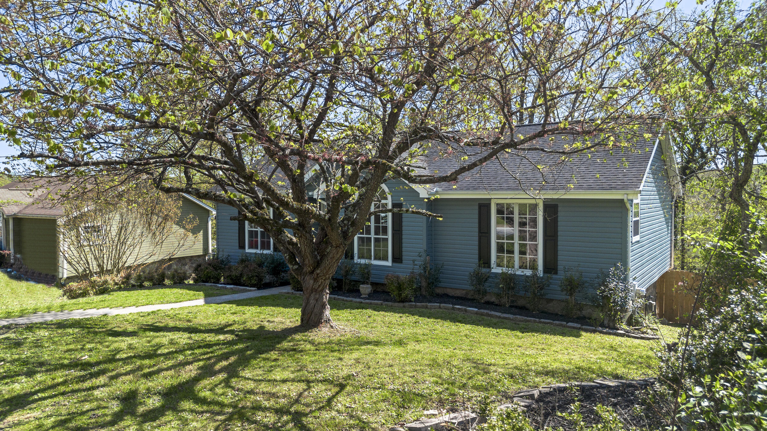 13324 Emerald Creek Circle