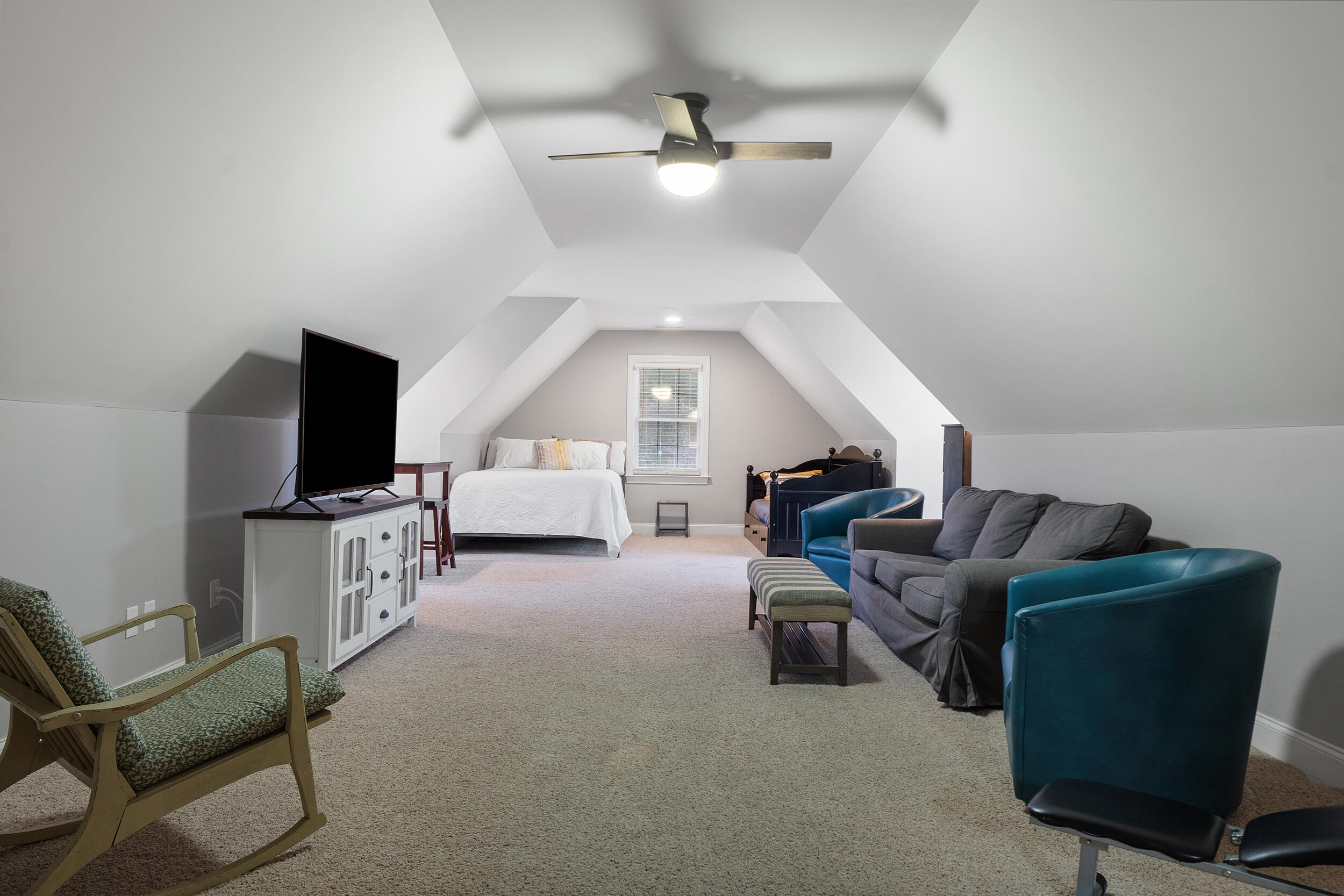 11182 Captains Cove Drive