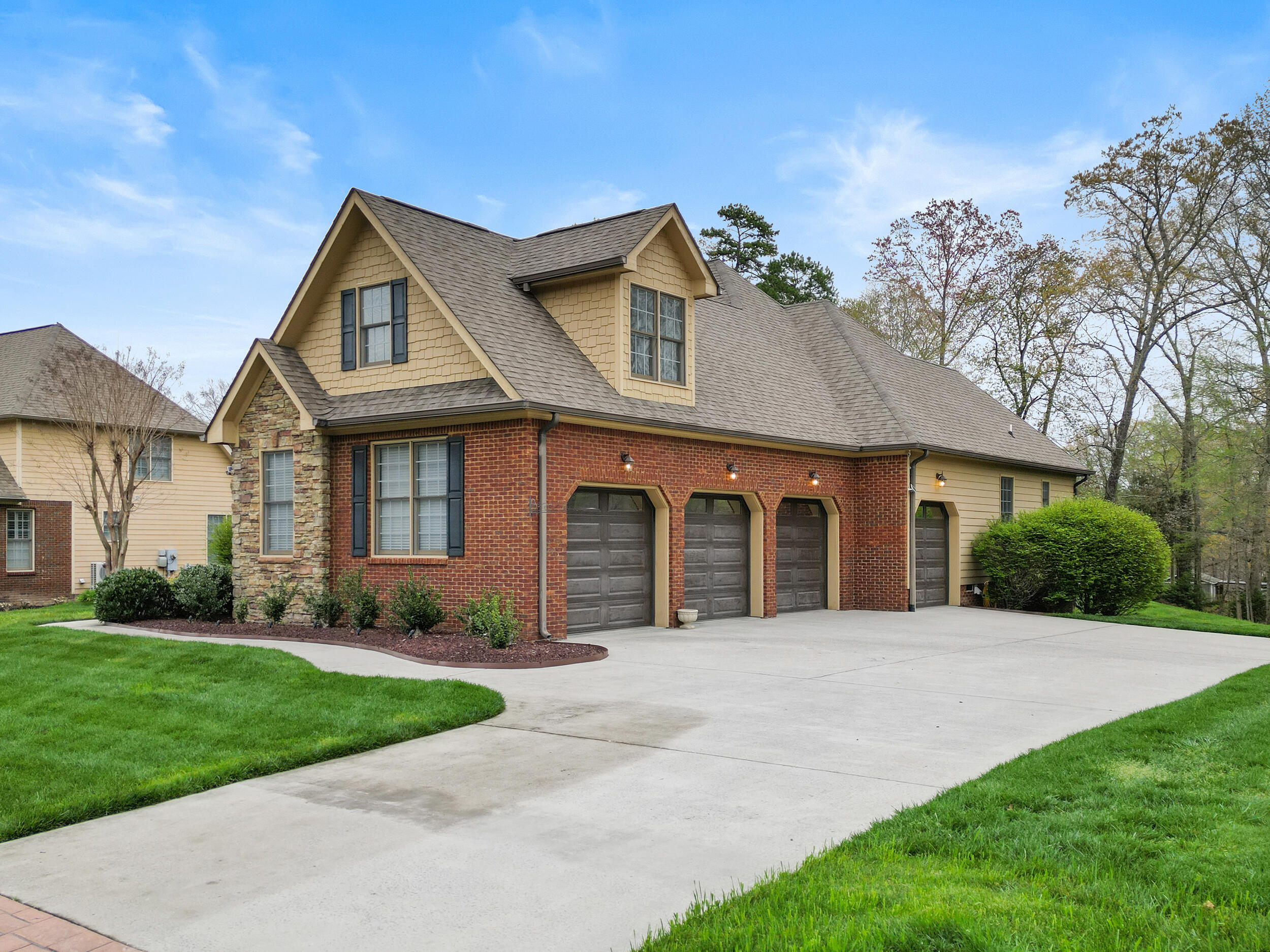 11182 Captains Cove Drive