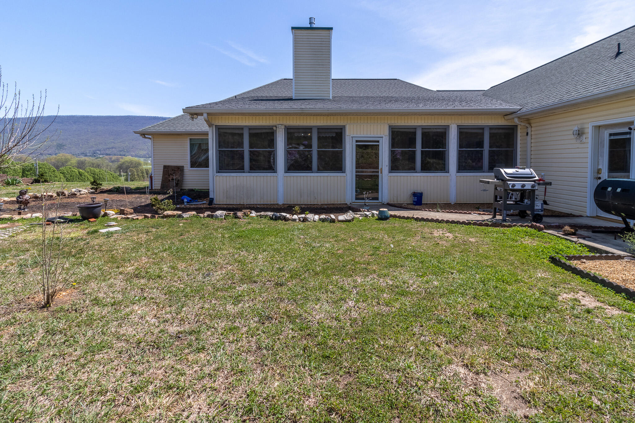 256 Rivers Edge Road