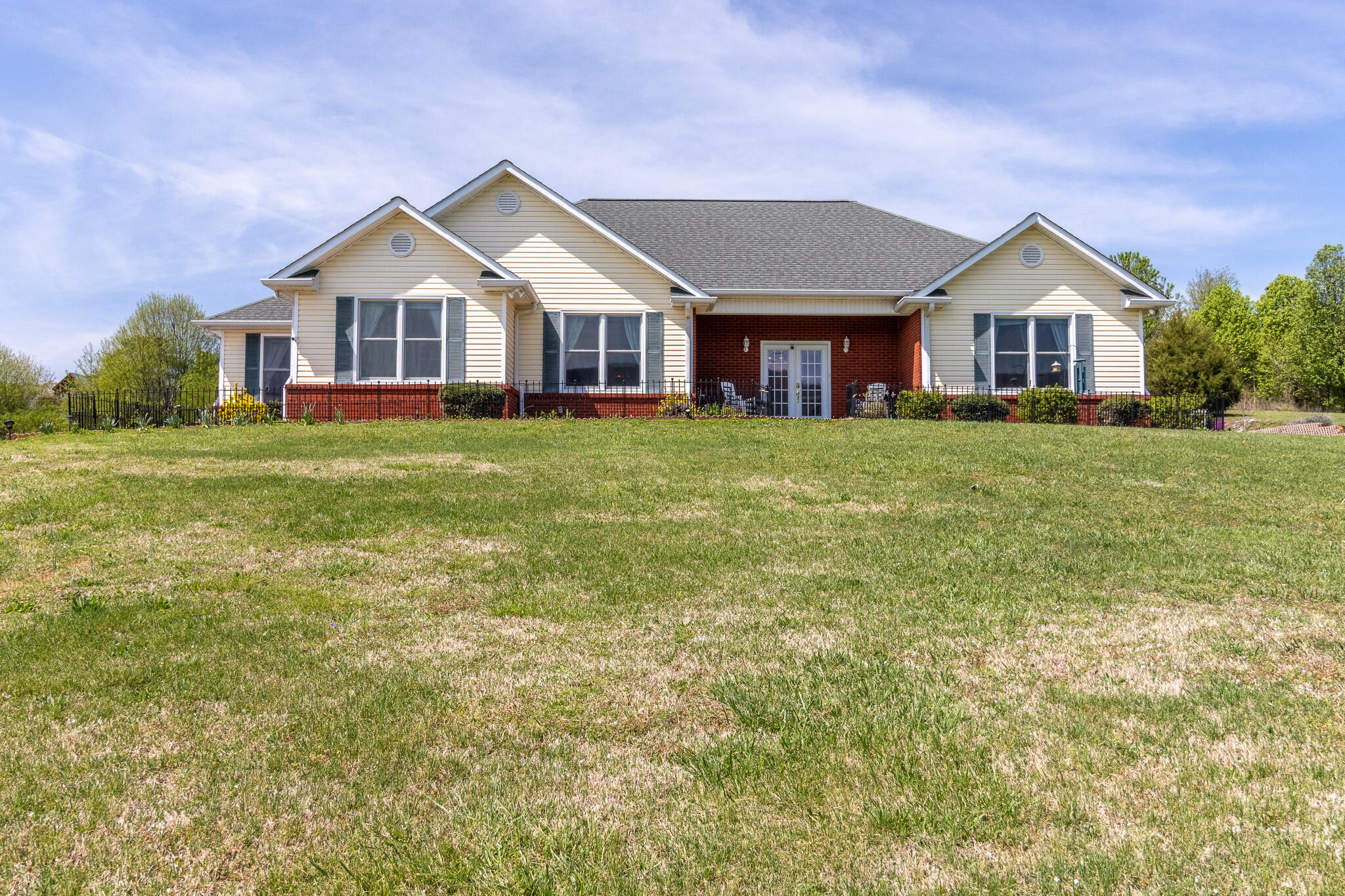 256 Rivers Edge Road