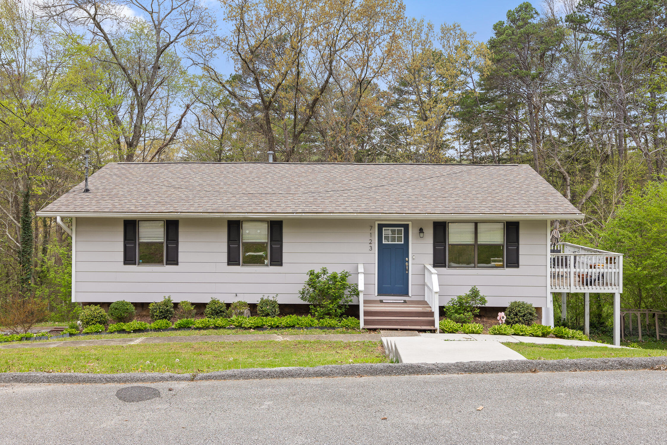 7123 Cane Hollow Road