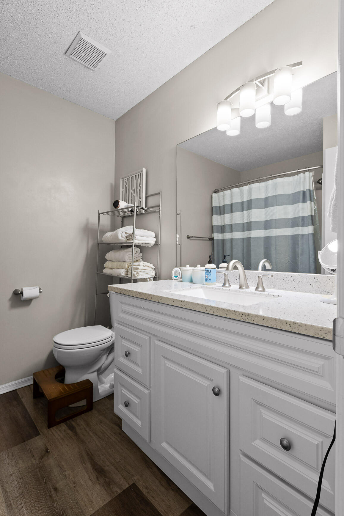 7123 Cane Hollow Road