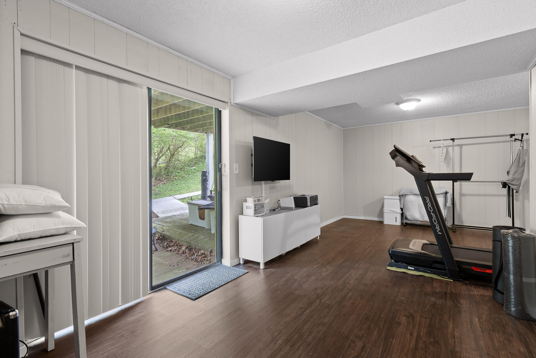 7123 Cane Hollow Road