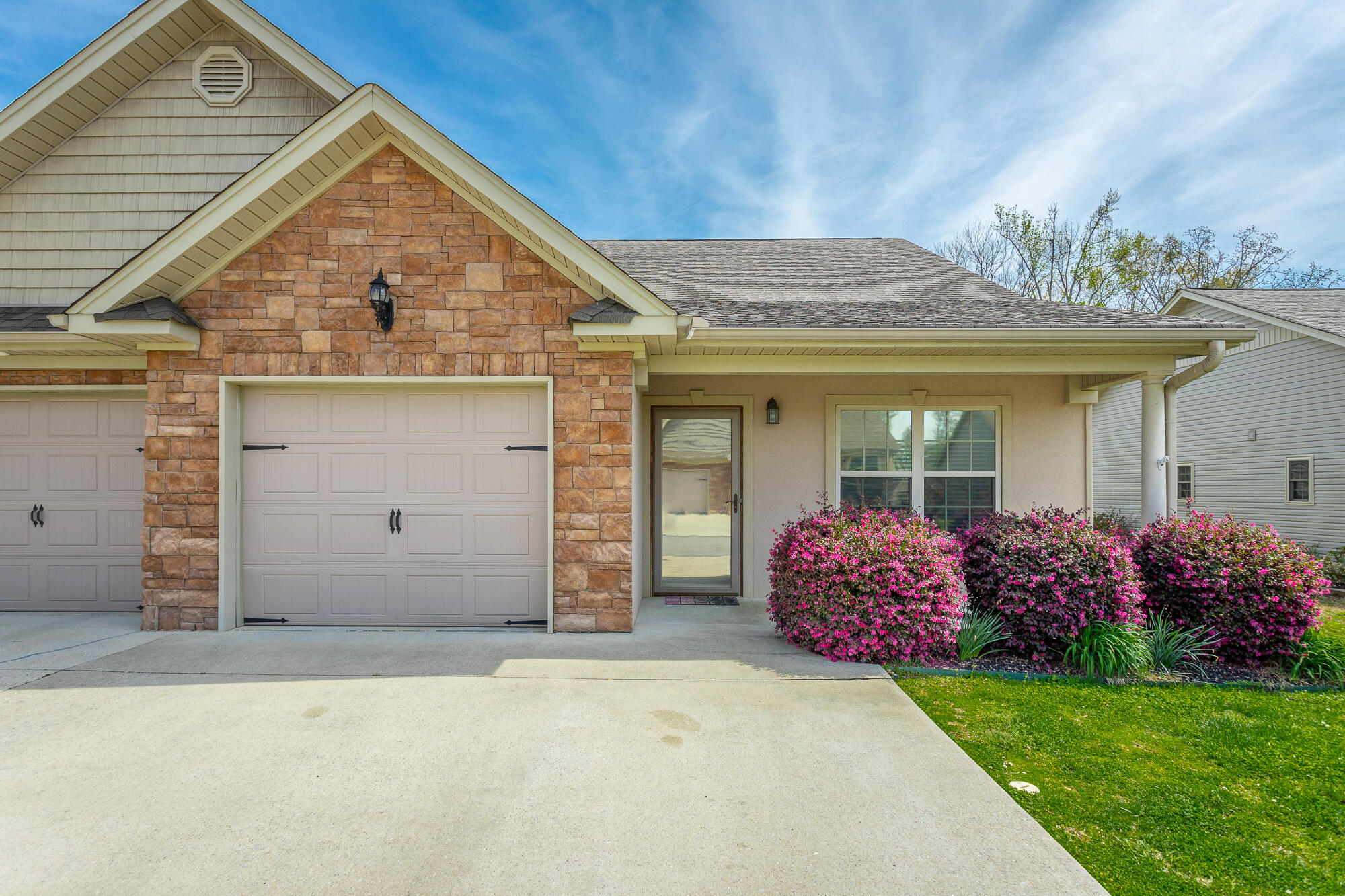 11 Sunset Cove Drive