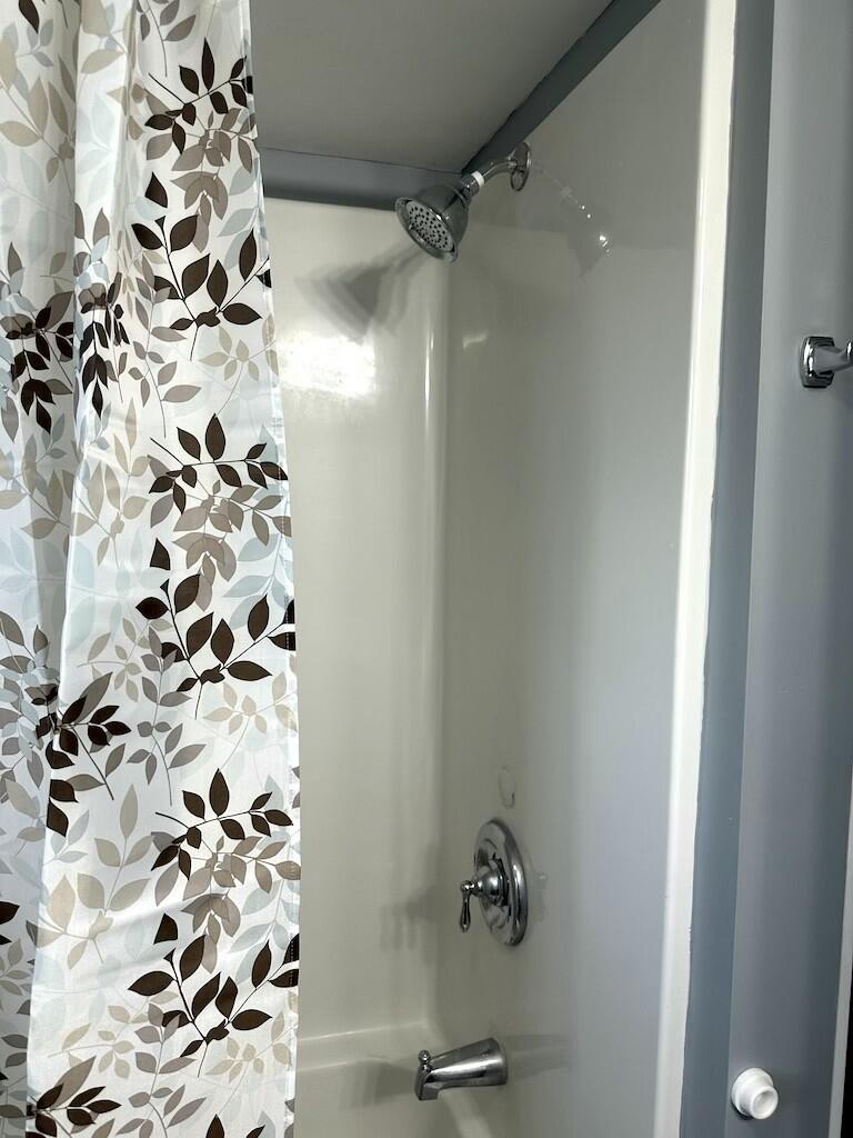 206 Glenn Street, LaFayette