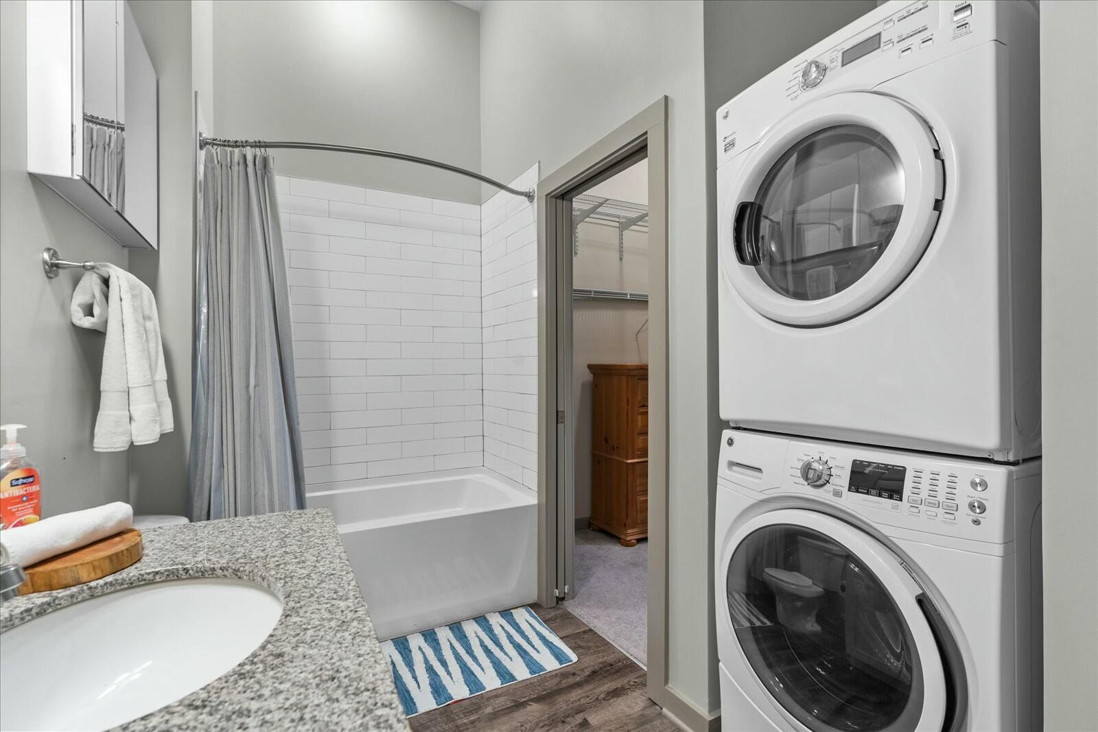 782 Riverfront Parkway, 112