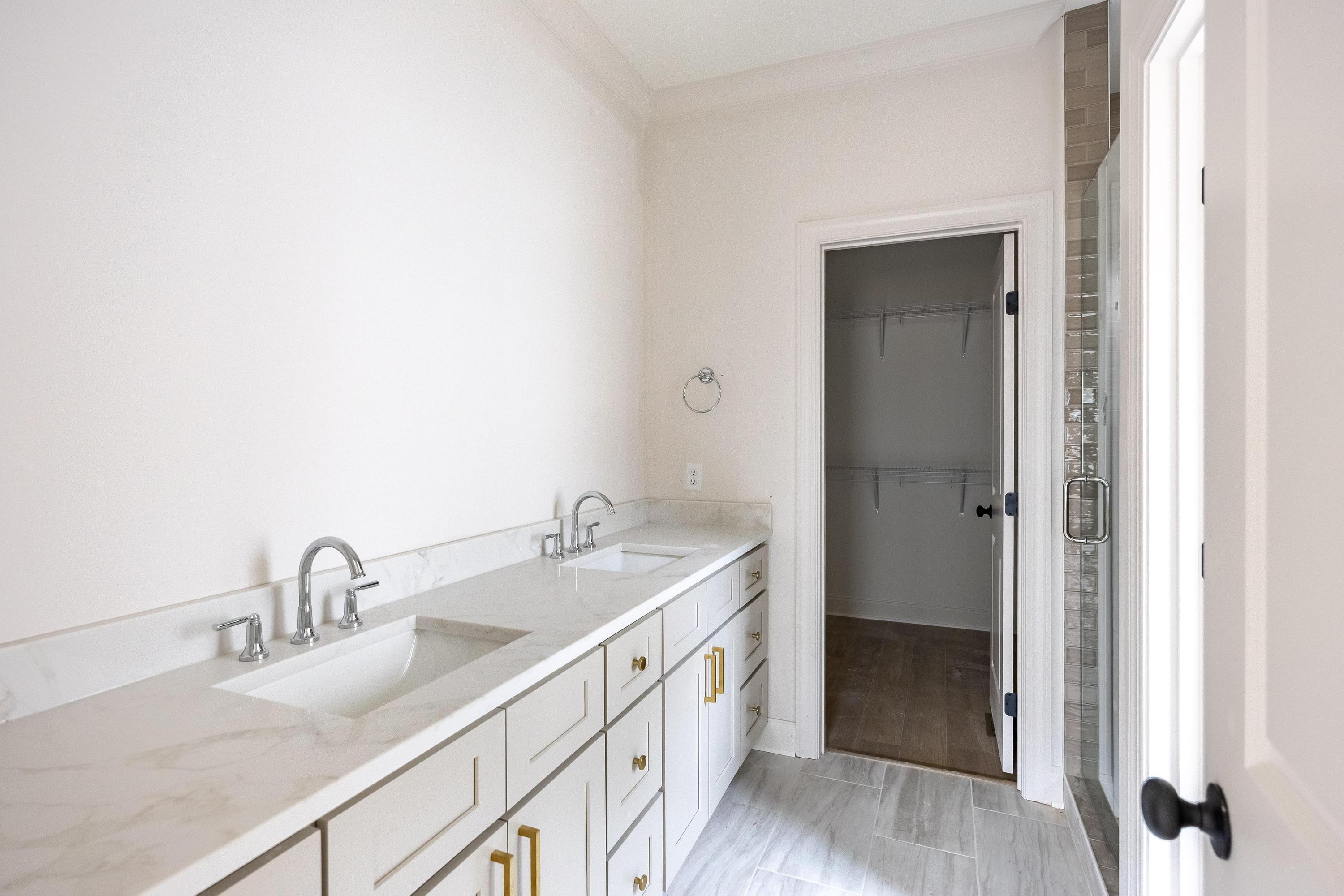 6659 Dharma Loop, 118