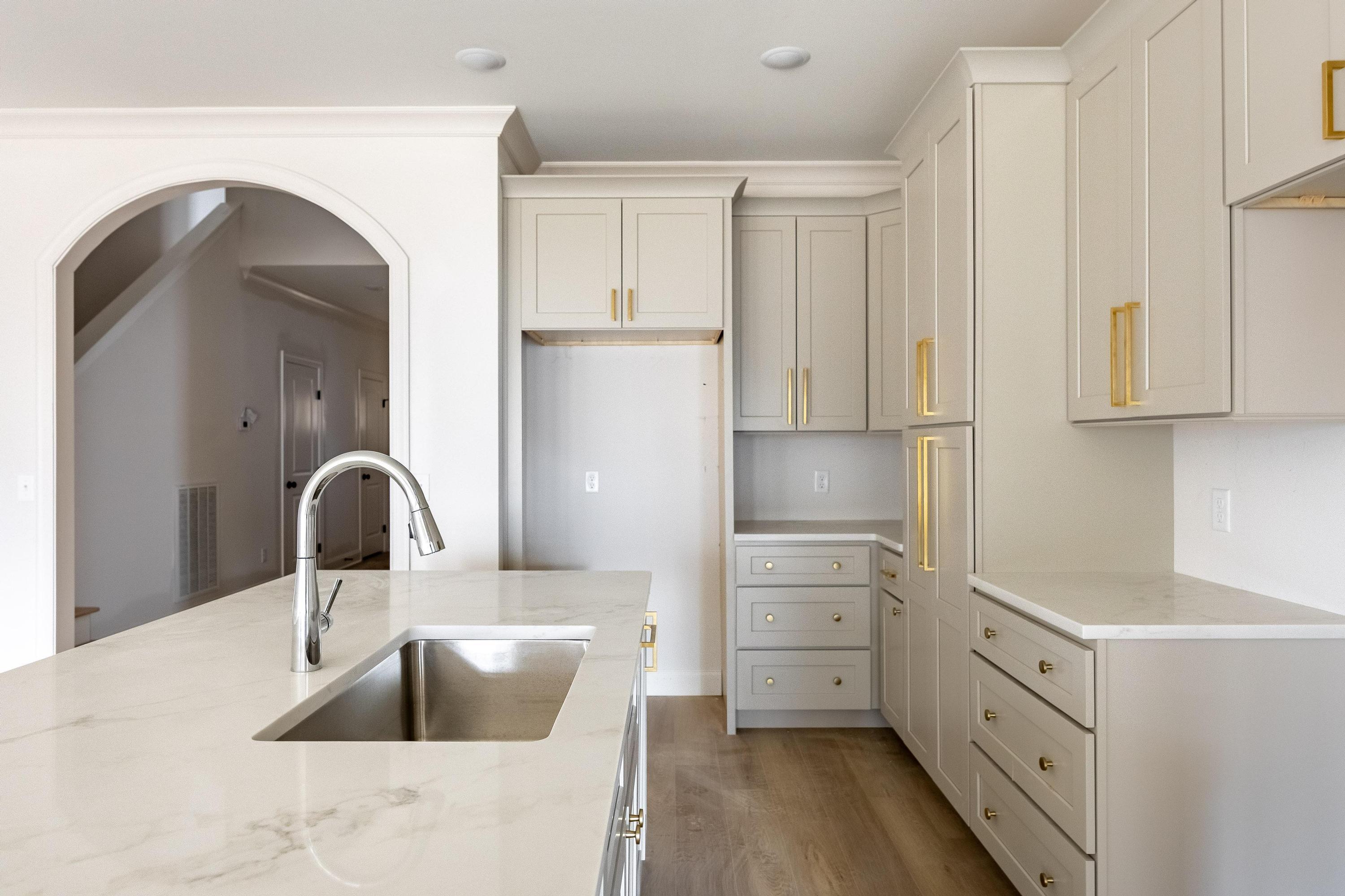 6659 Dharma Loop, 118