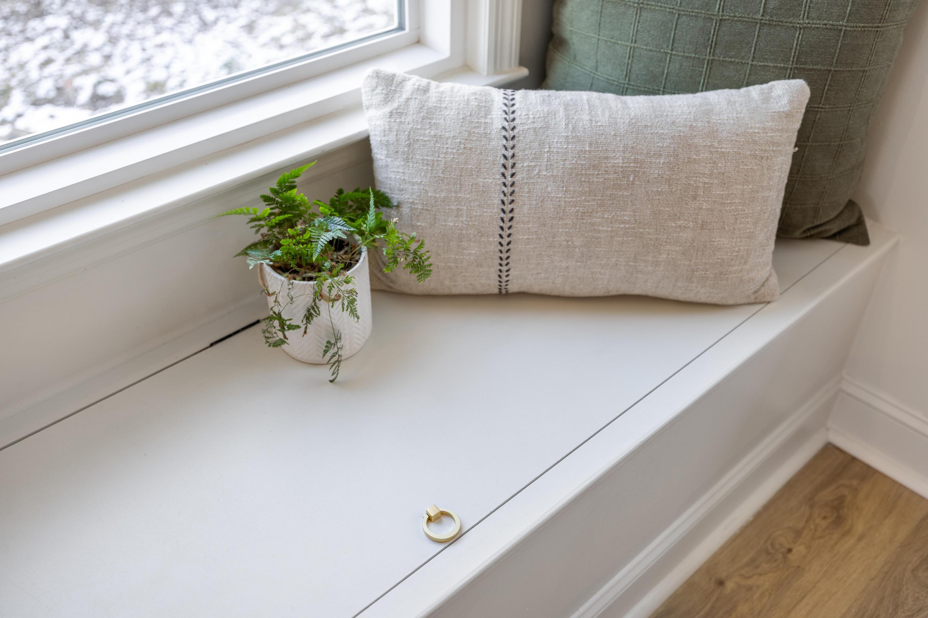 47 Mountain Cove Road