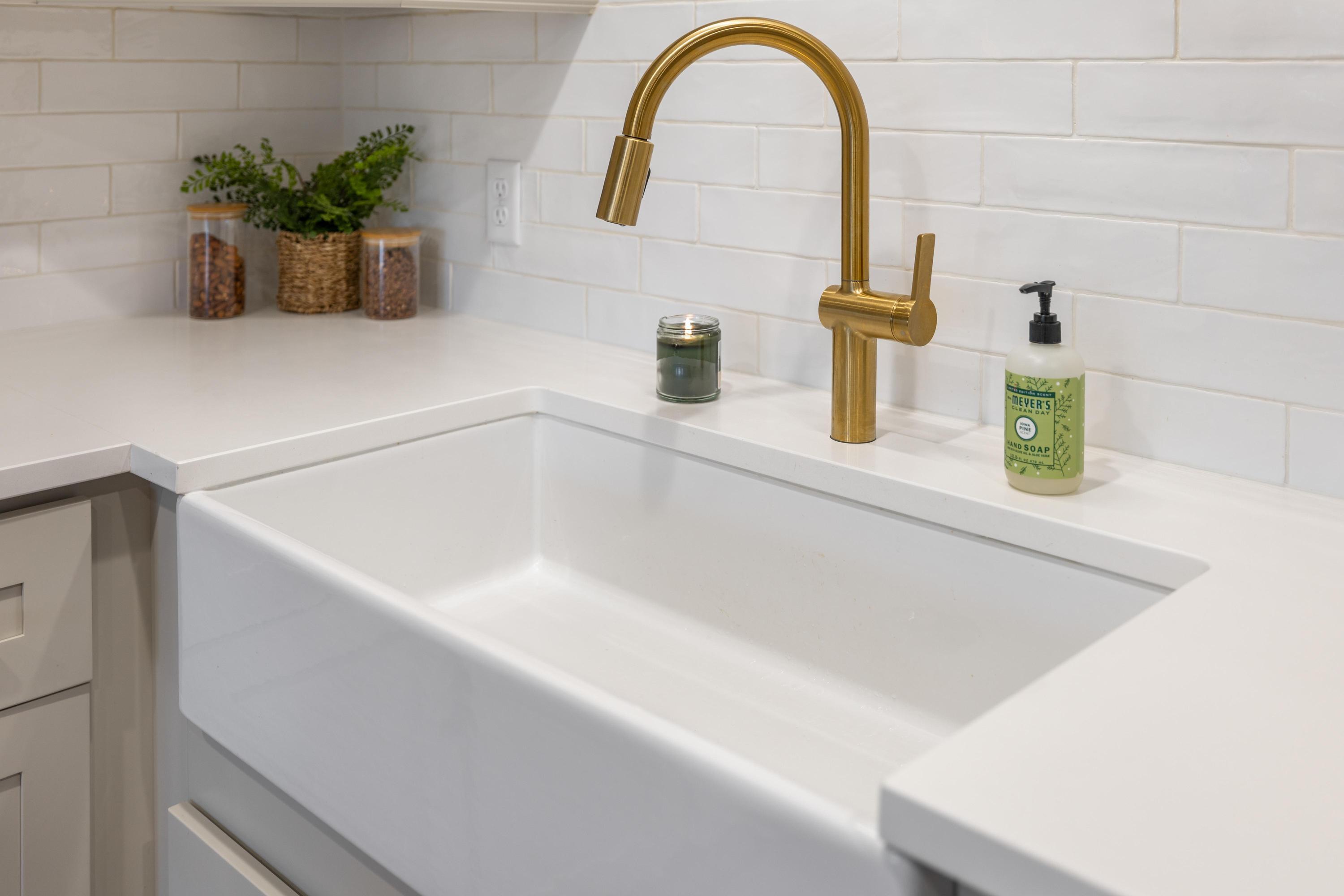 47 Mountain Cove Road