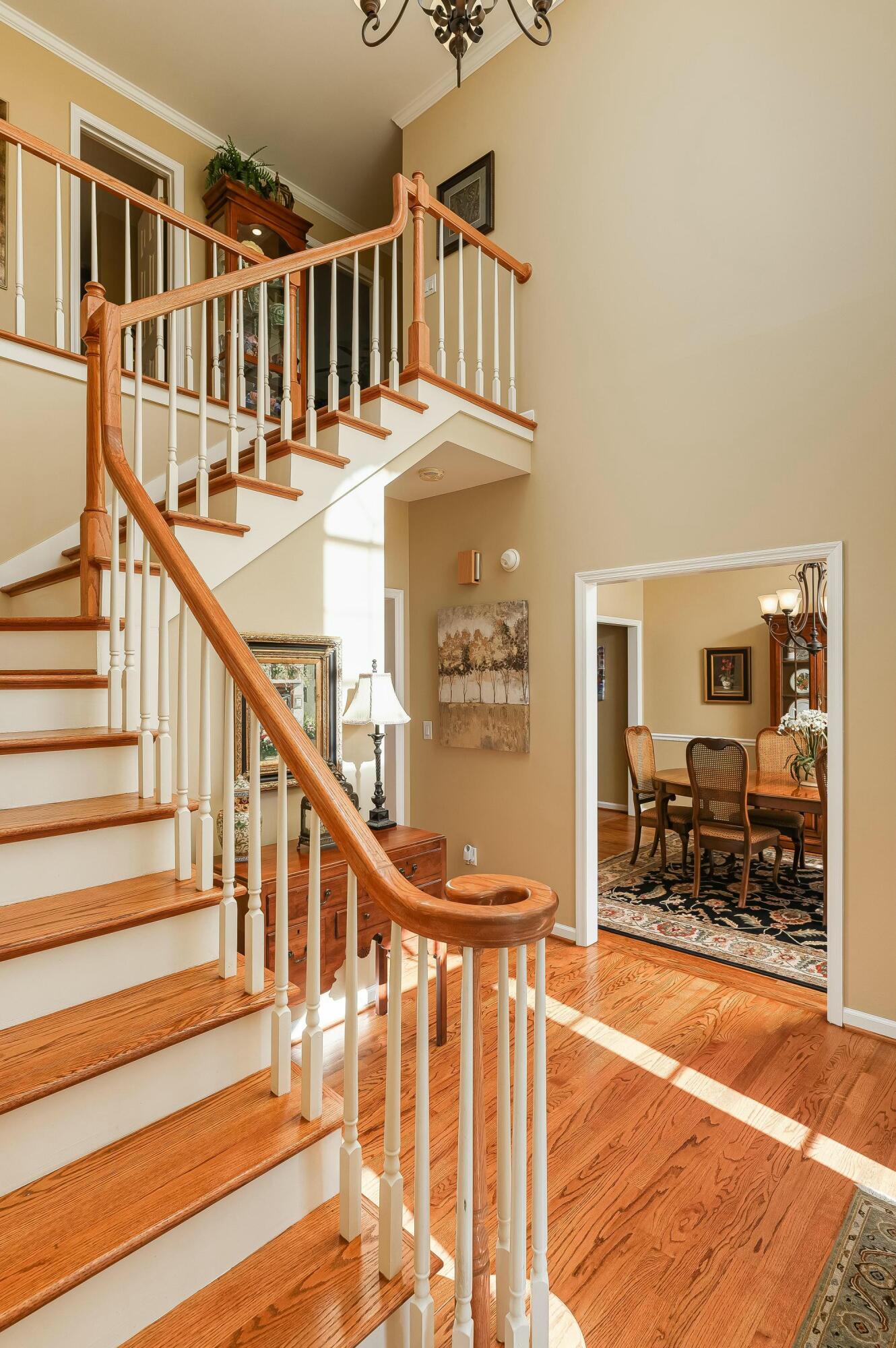 2124 College Park Lane