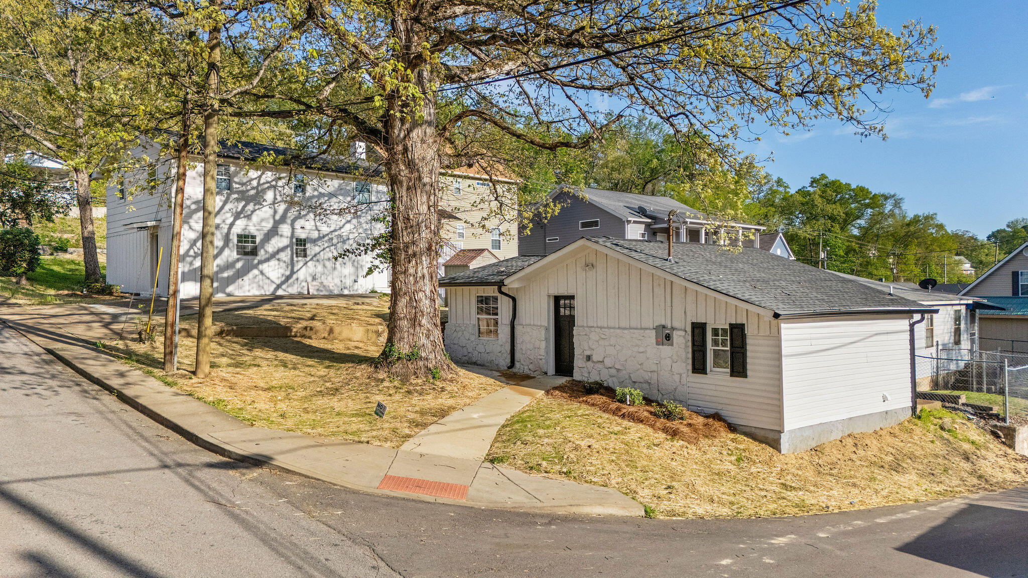 1011 Hamilton Avenue