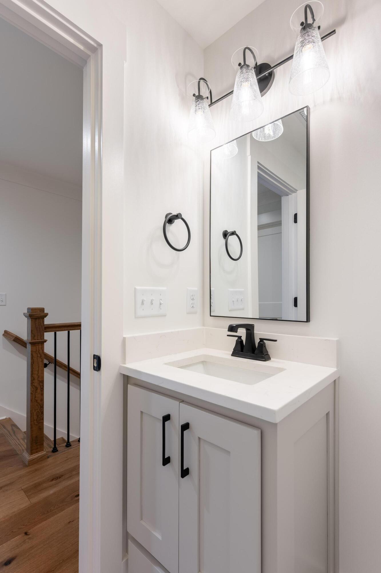 230 Goose Cir Circle