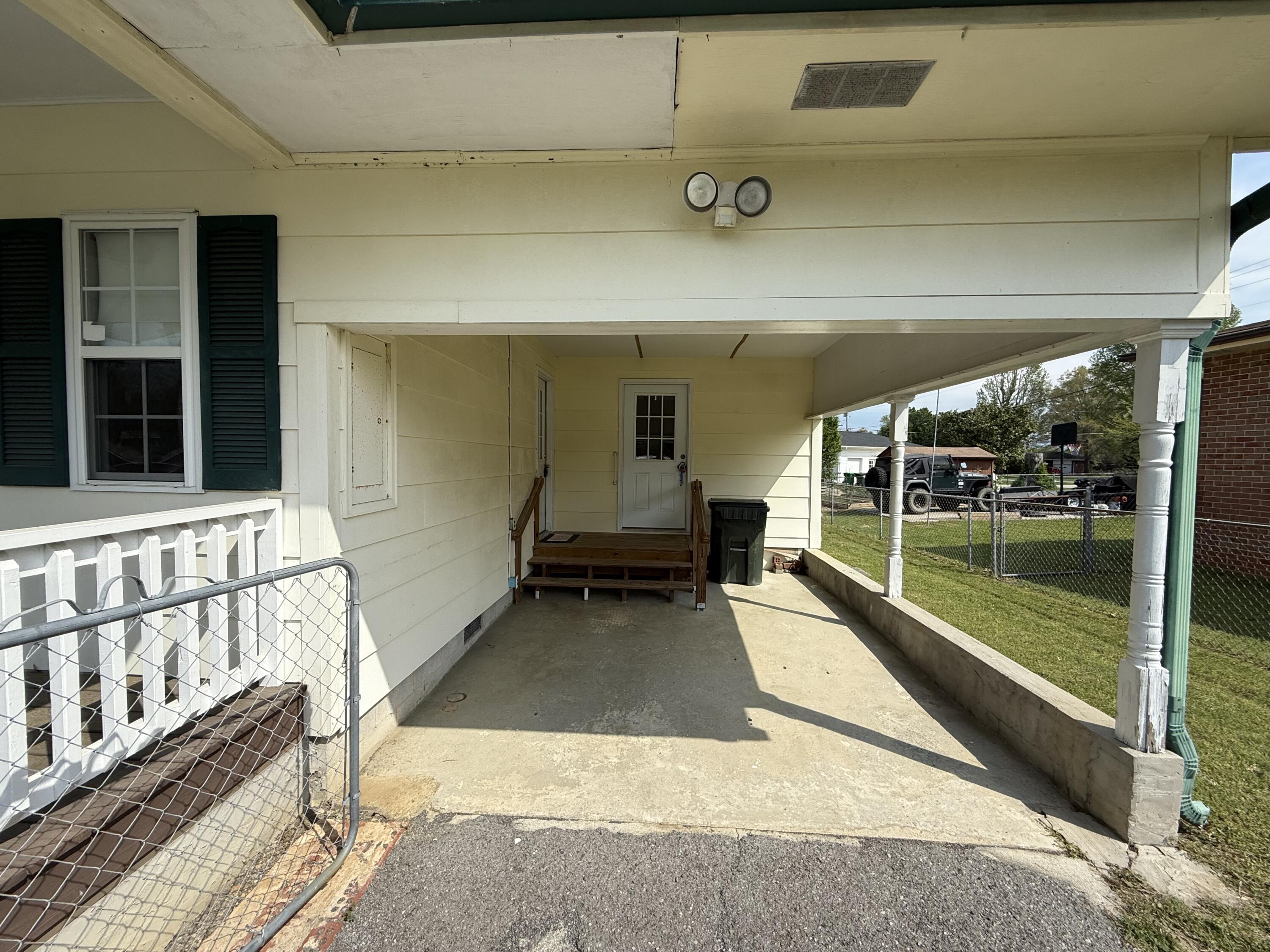 28 Stovall Street