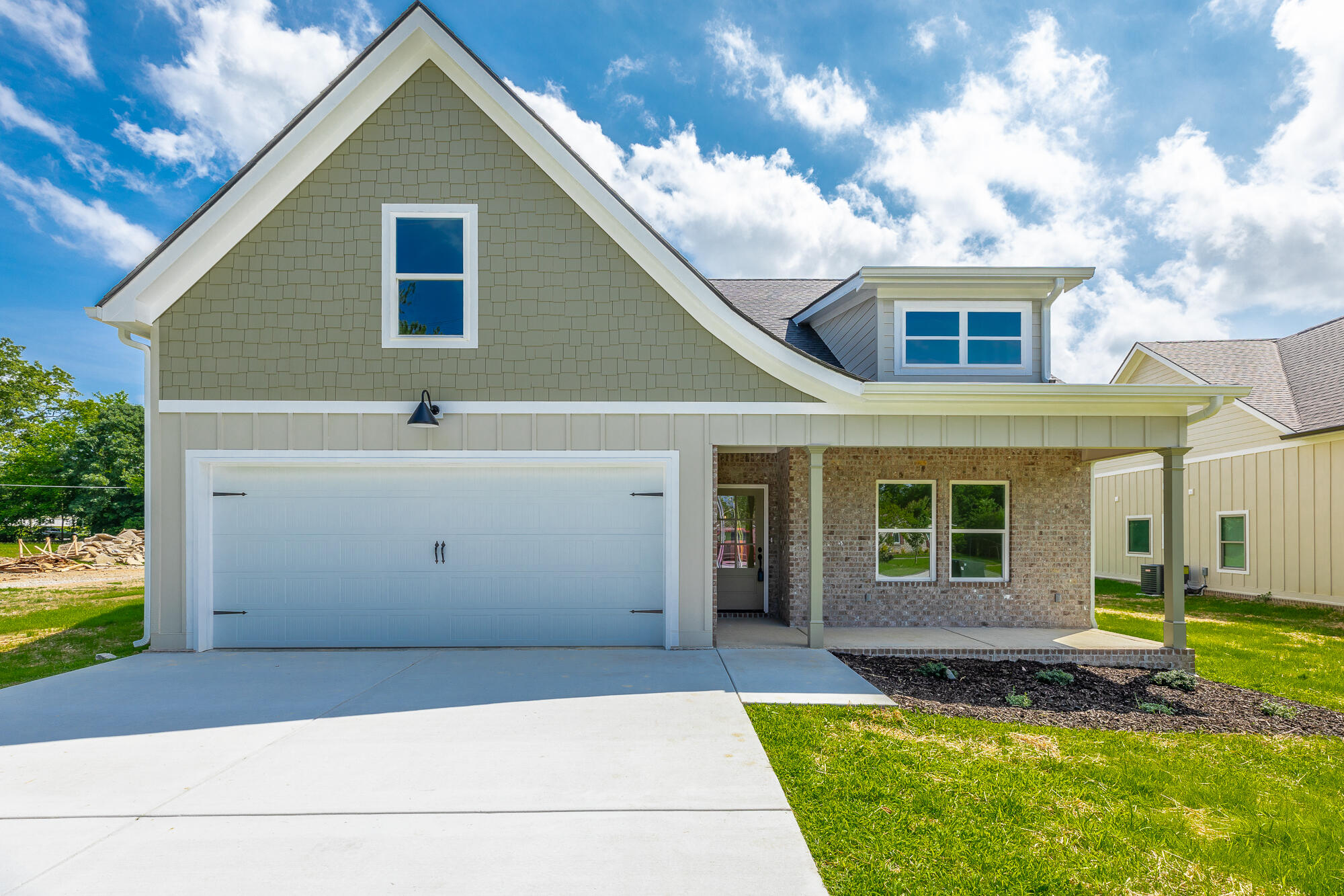9532 N Valley Trail