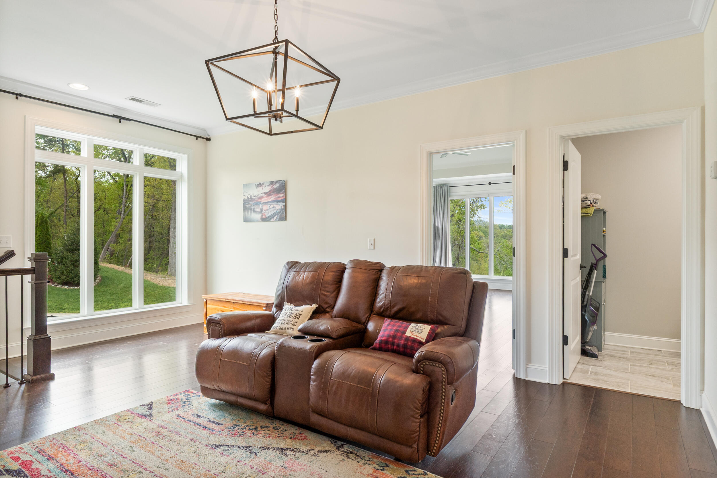 1807 Seven Pines Lane