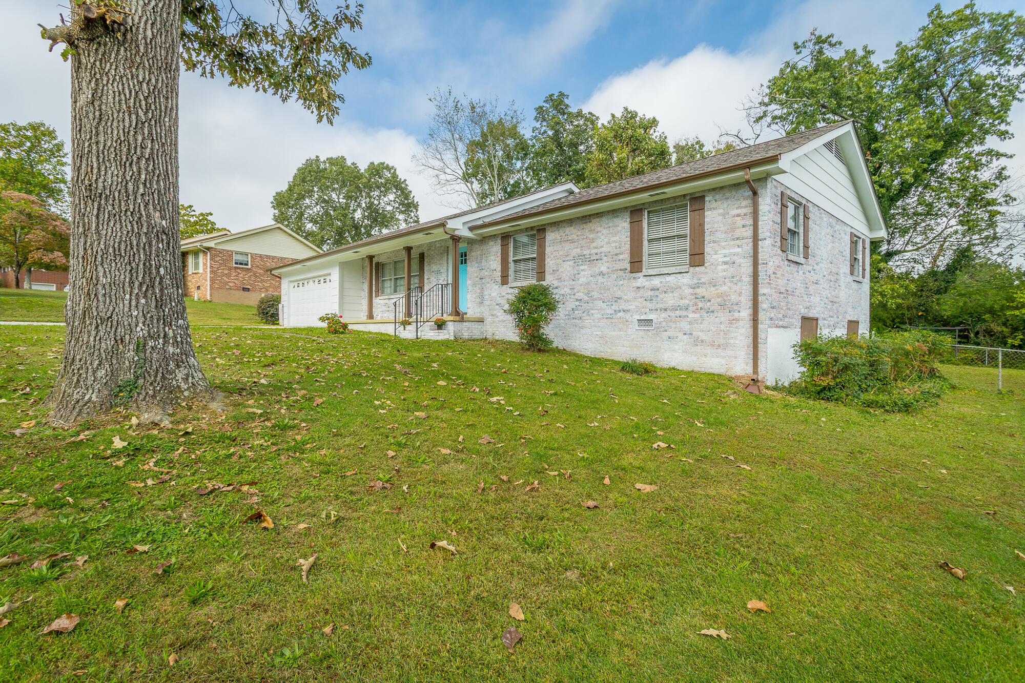 1403 Clearpoint Drive