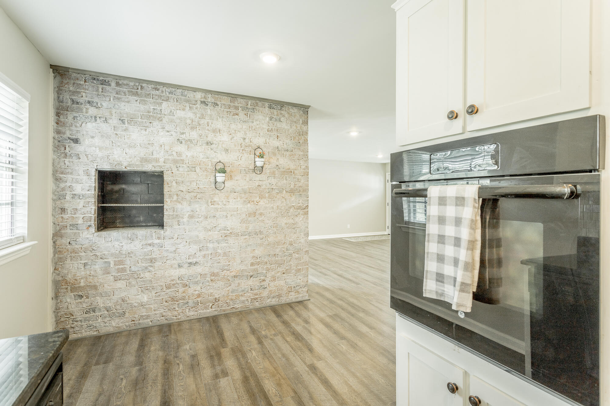 1403 Clearpoint Drive