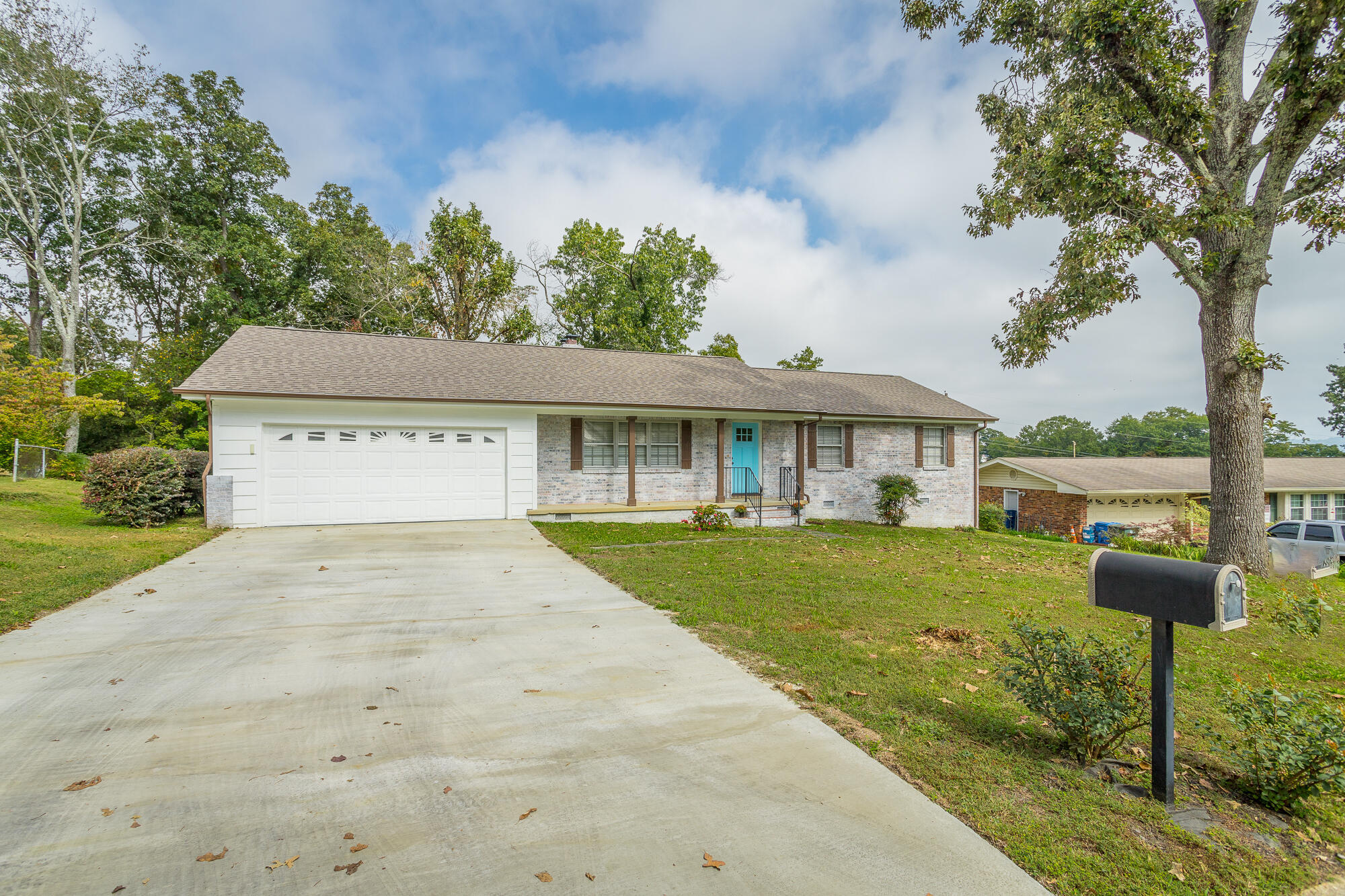 1403 Clearpoint Drive