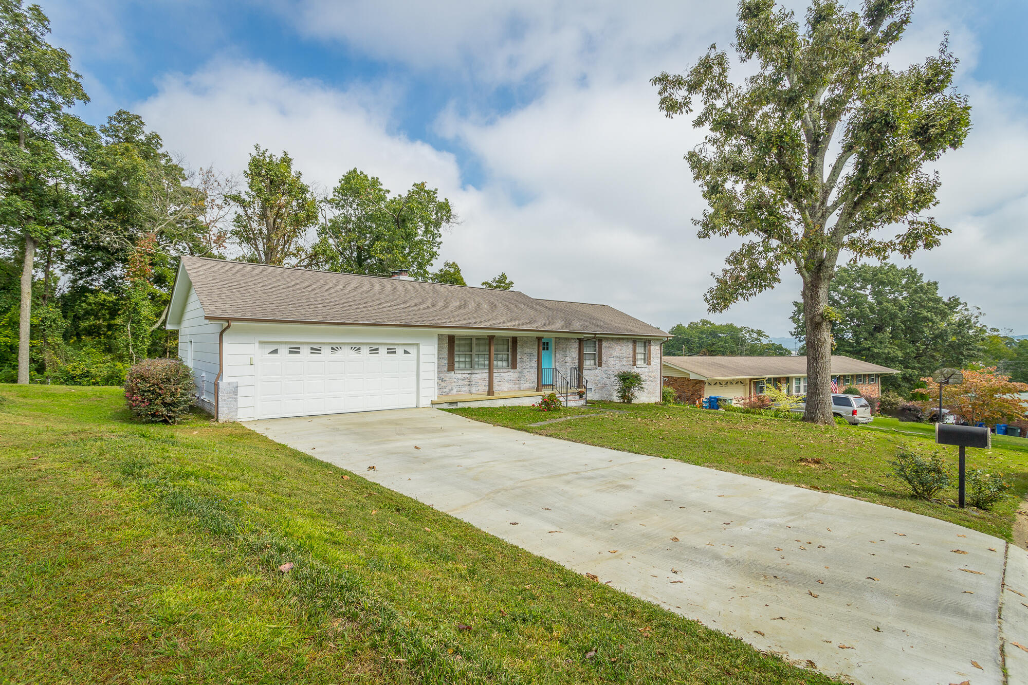 1403 Clearpoint Drive