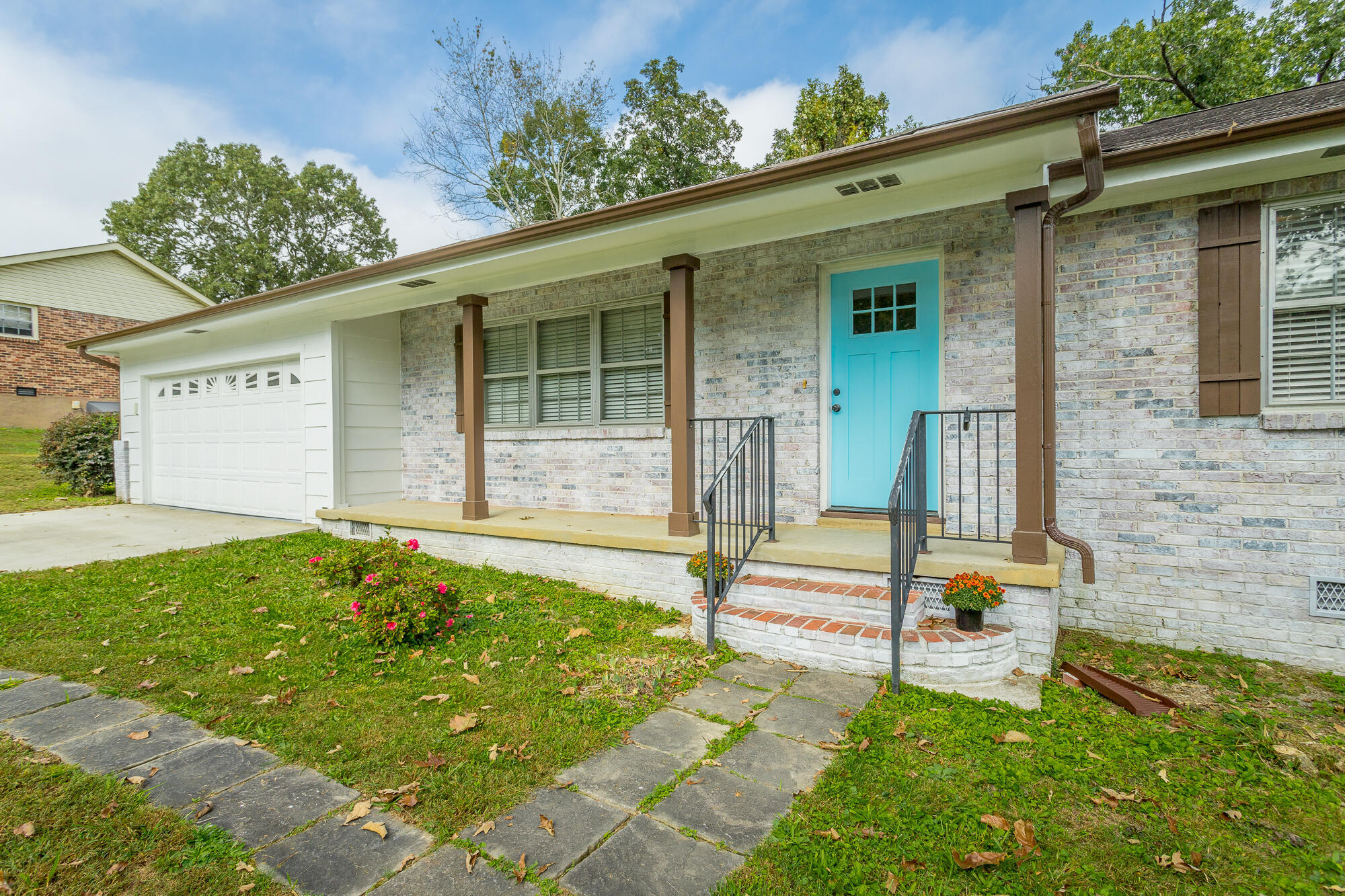 1403 Clearpoint Drive