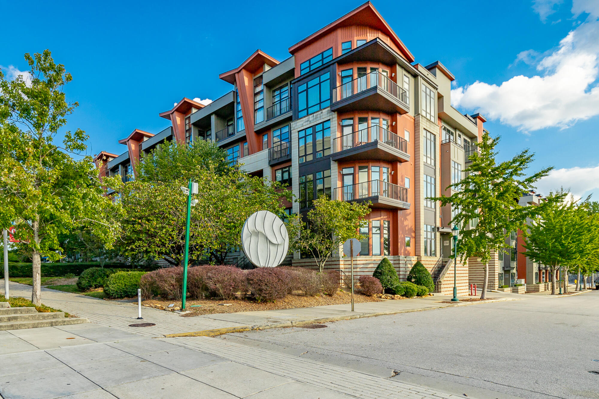 129 Walnut Street, Unit 314