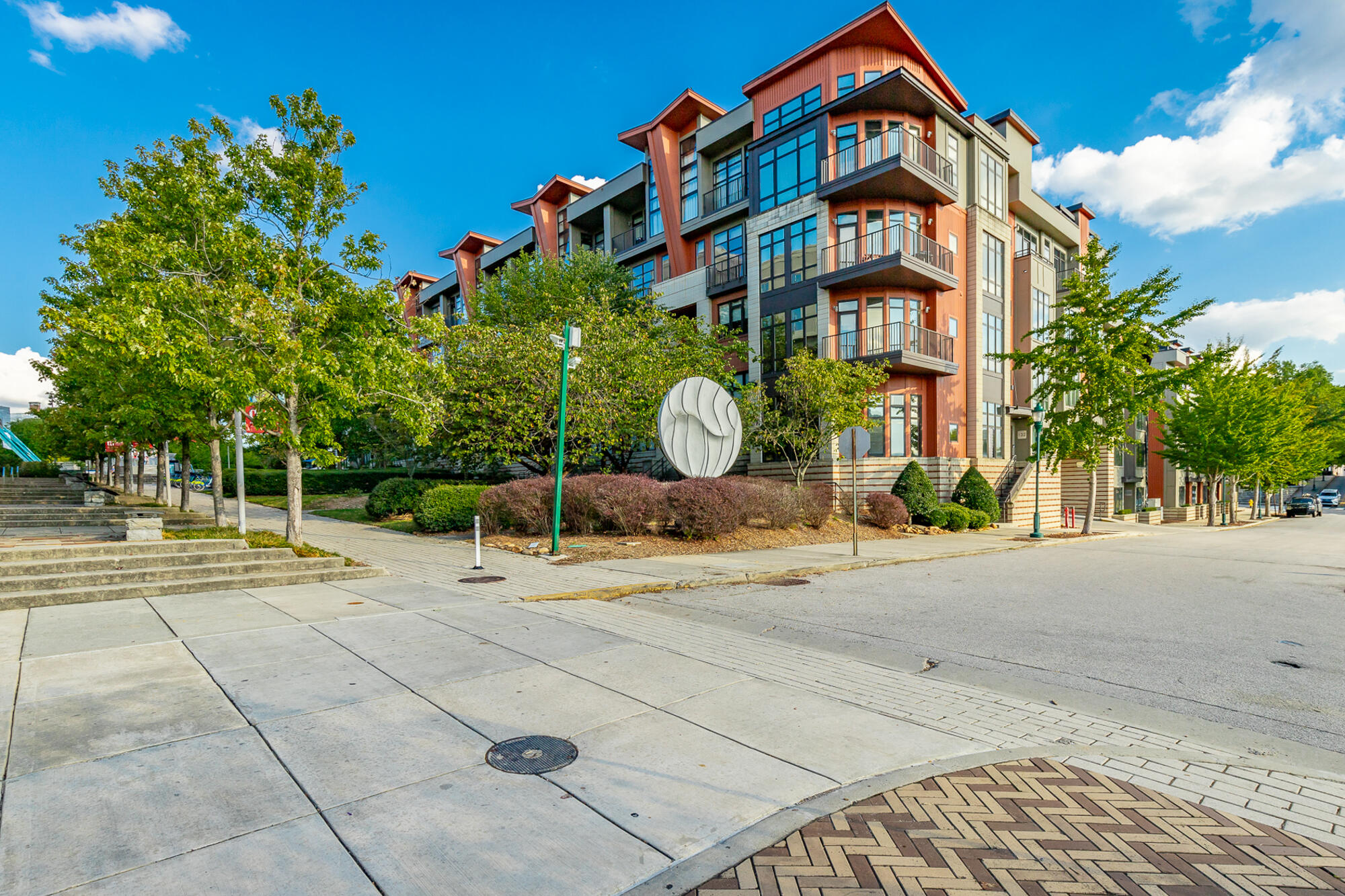 129 Walnut Street, Unit 314