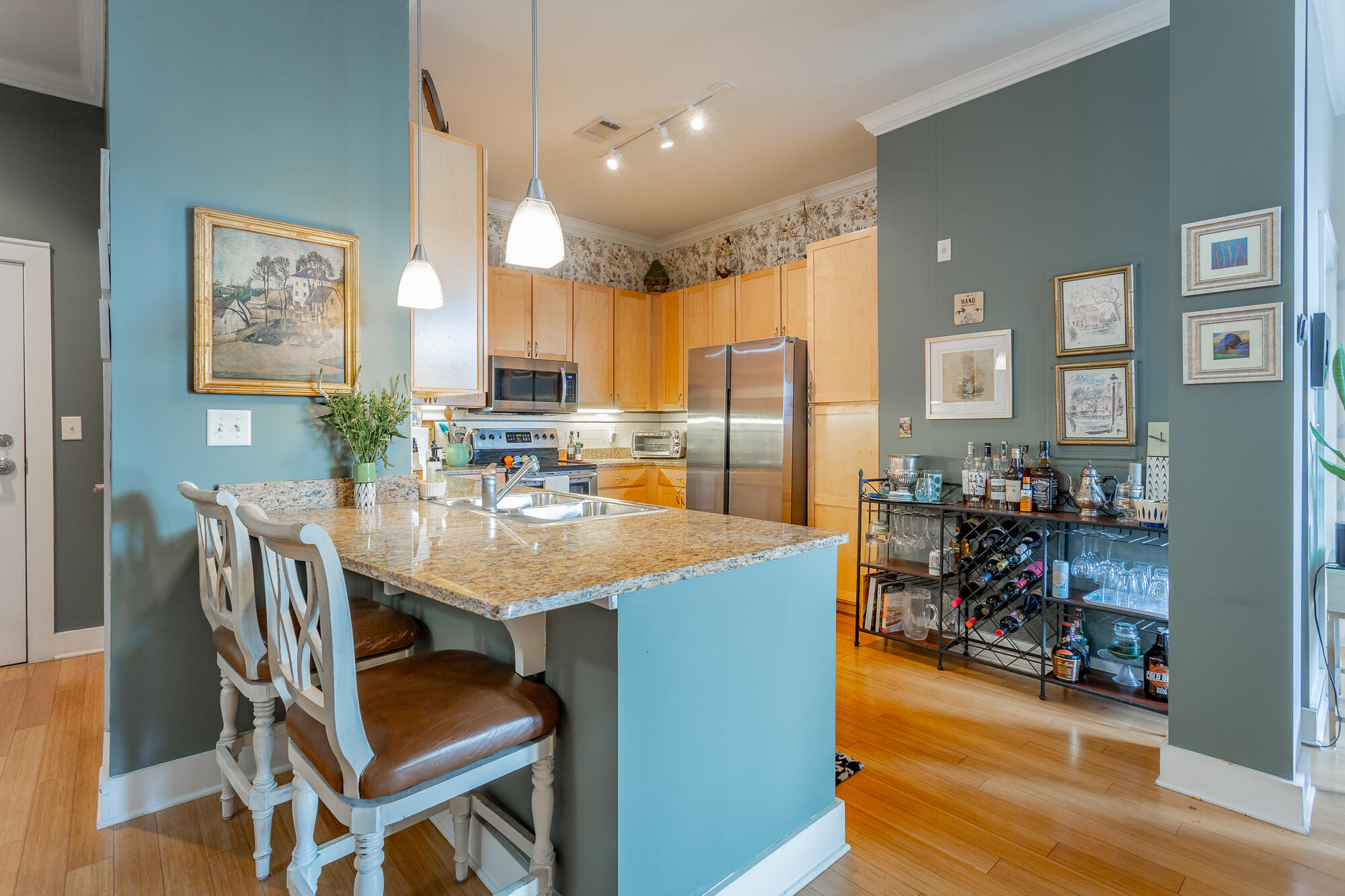 129 Walnut Street, Unit 314