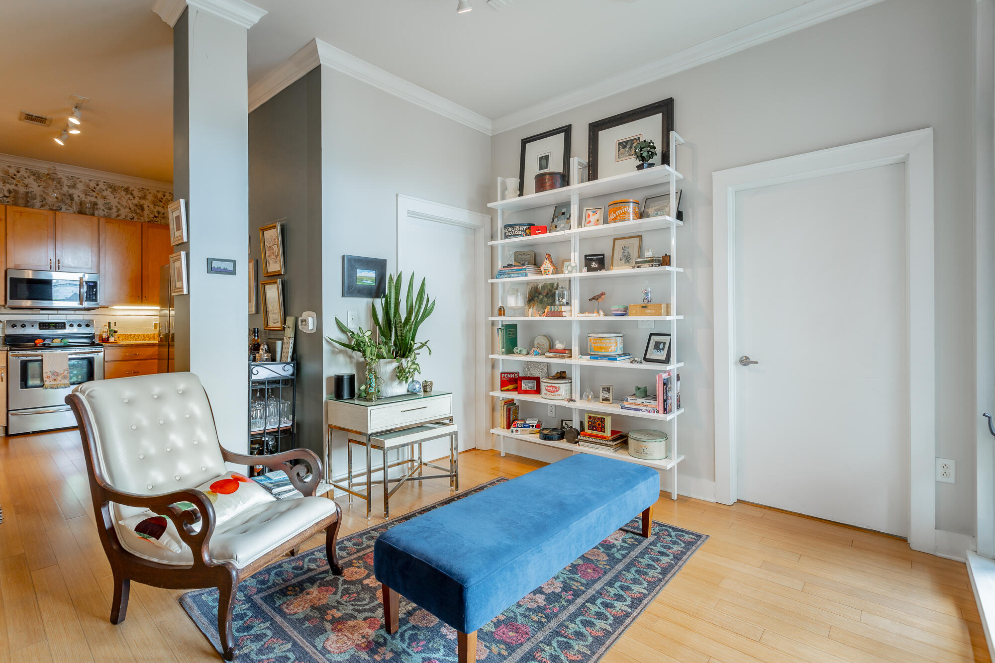 129 Walnut Street, Unit 314