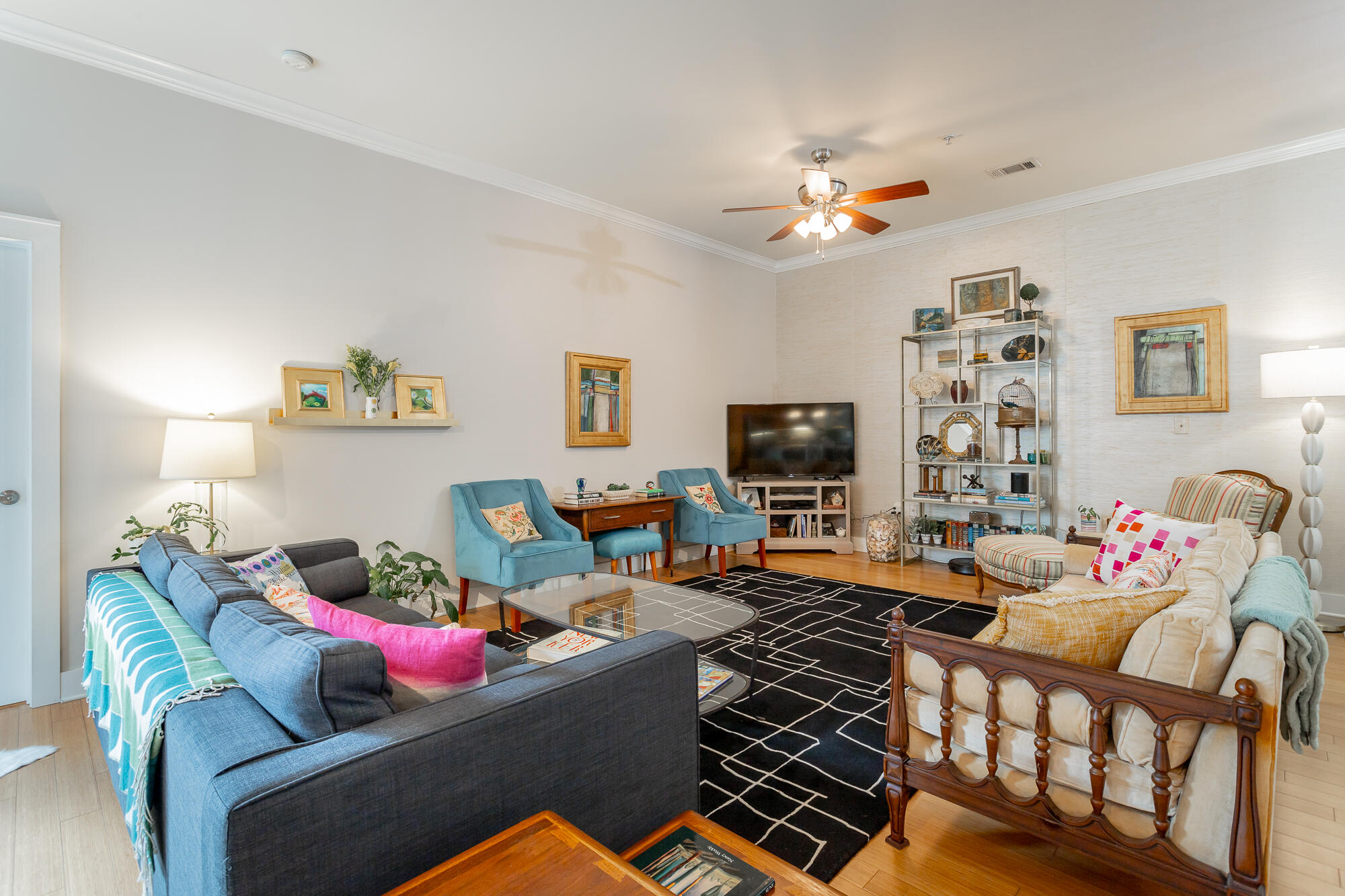 129 Walnut Street, Unit 314