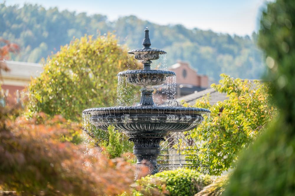 7331 Royal Harbour Circle