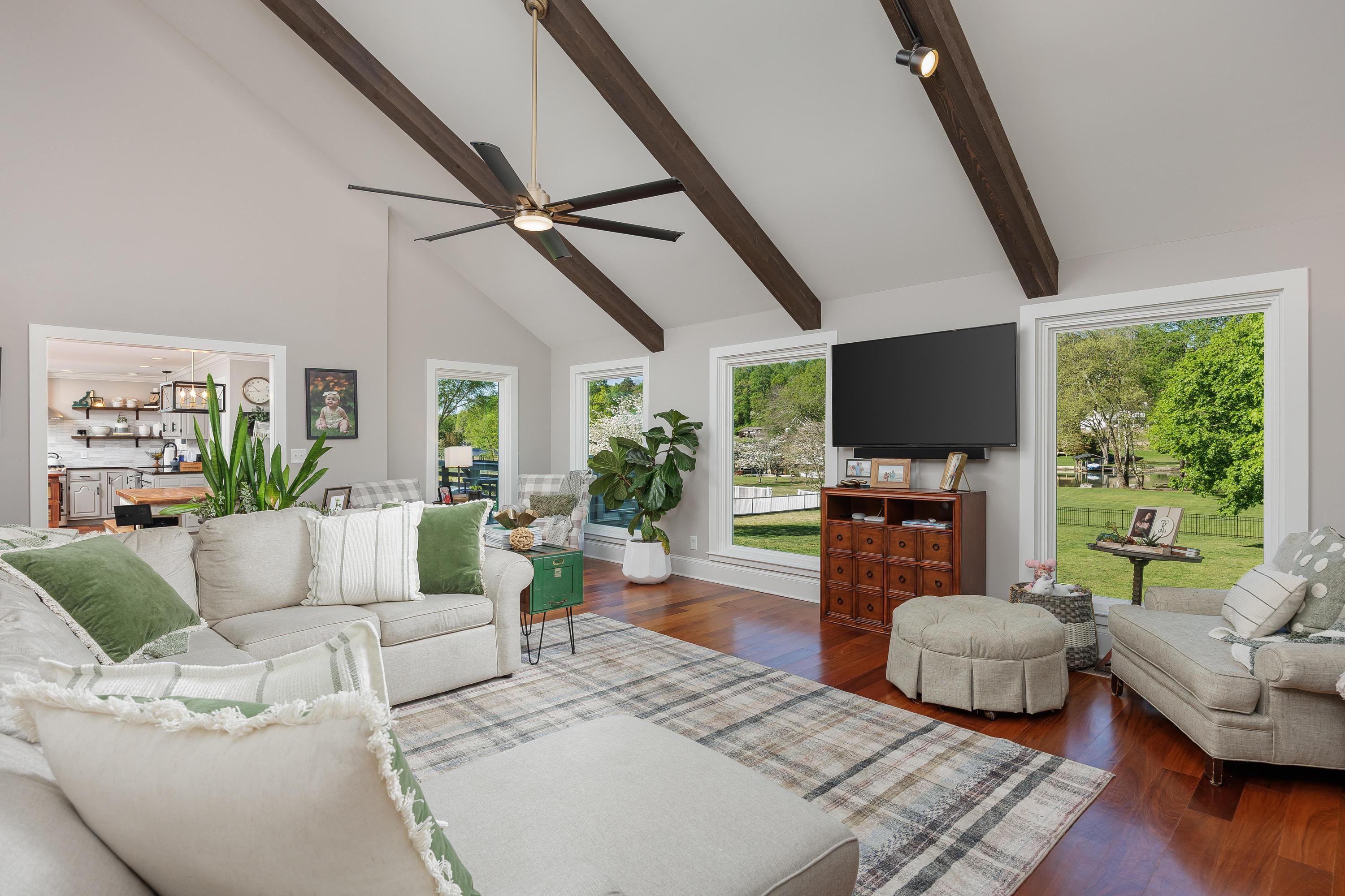 7331 Royal Harbour Circle