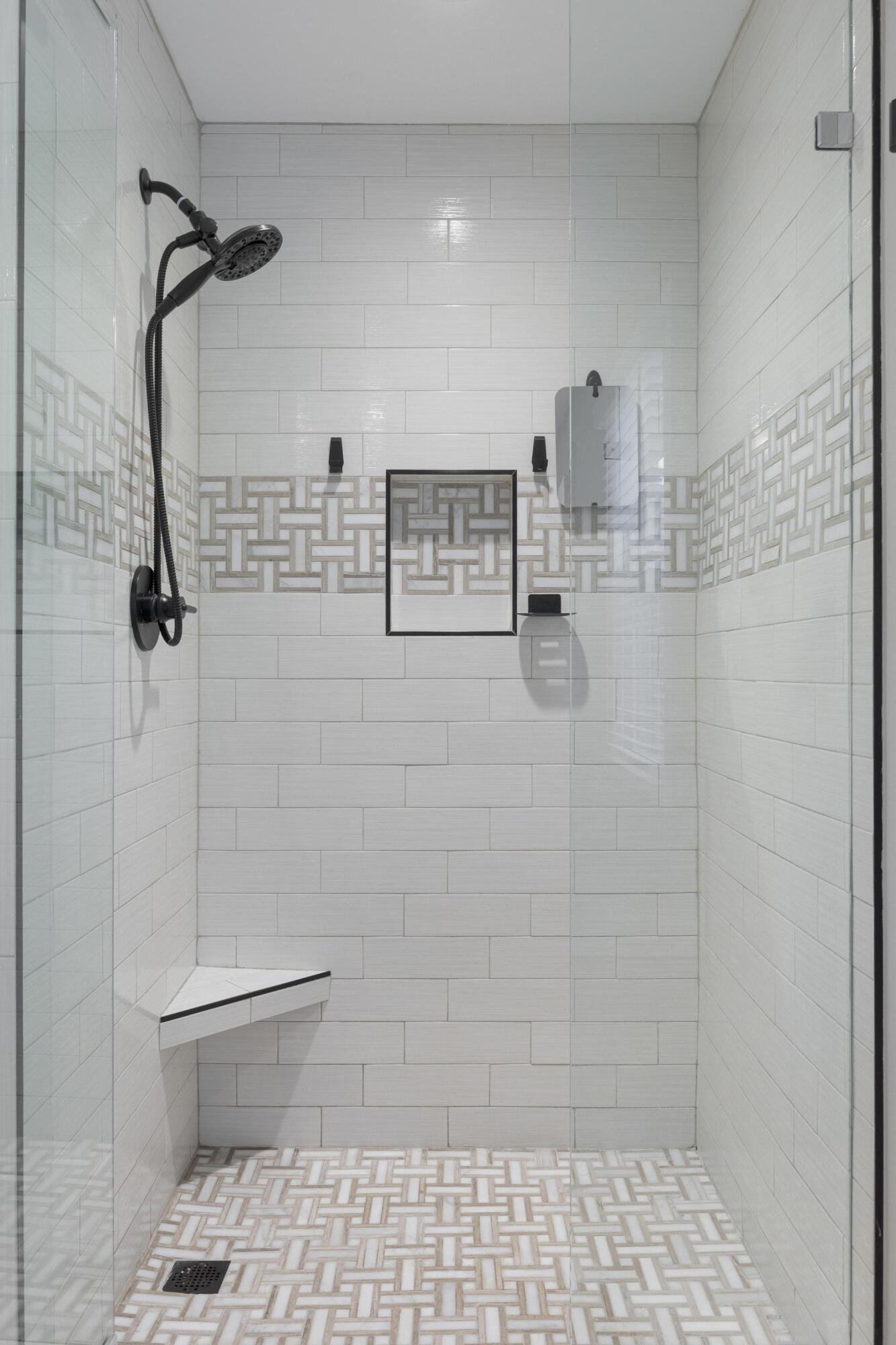 7331 Royal Harbour Circle