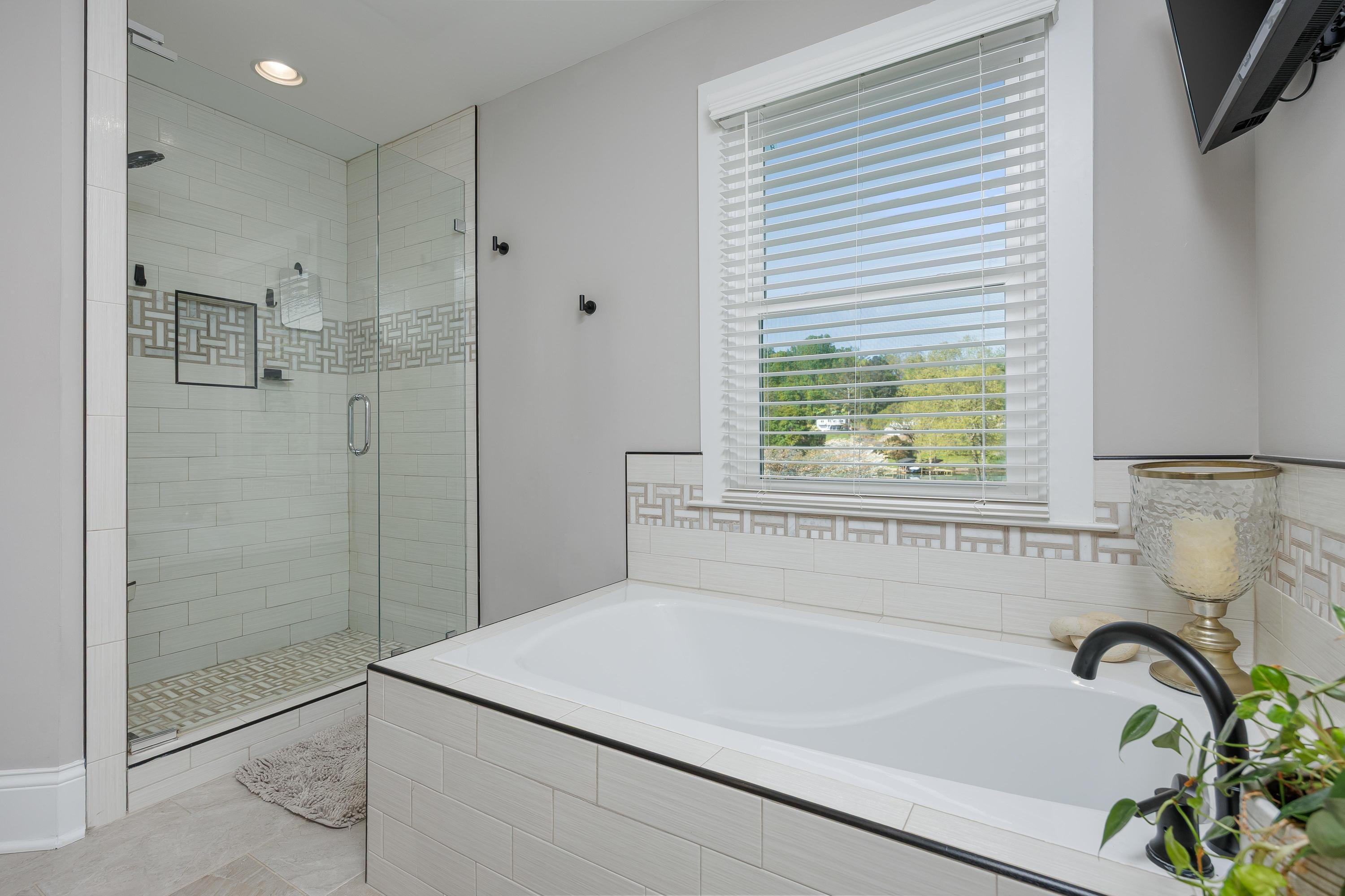 7331 Royal Harbour Circle