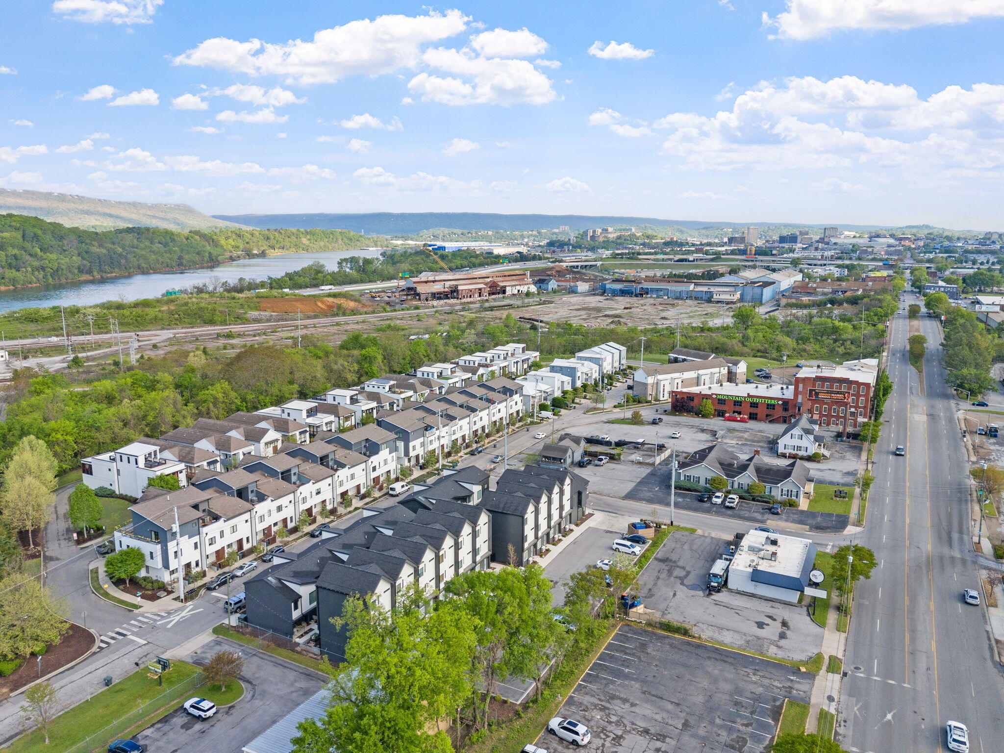 3117 Riverwalk Parkway