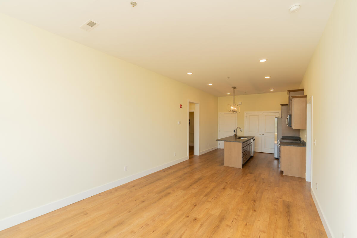 1445 Fagan Street, 312